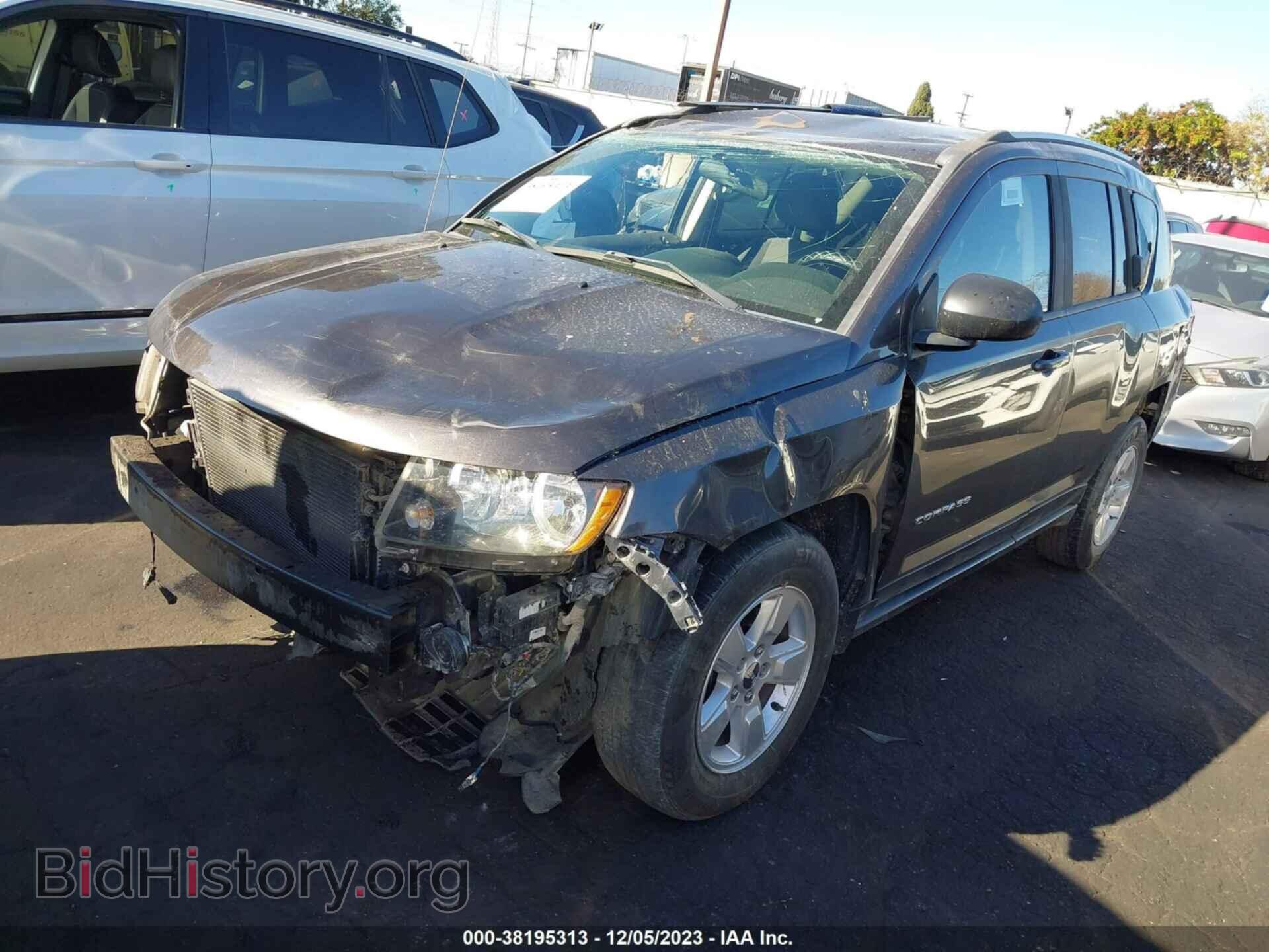 2014 JEEP COMPASS - VIN: 1C4NJCBA0ED800663 - Фото 2