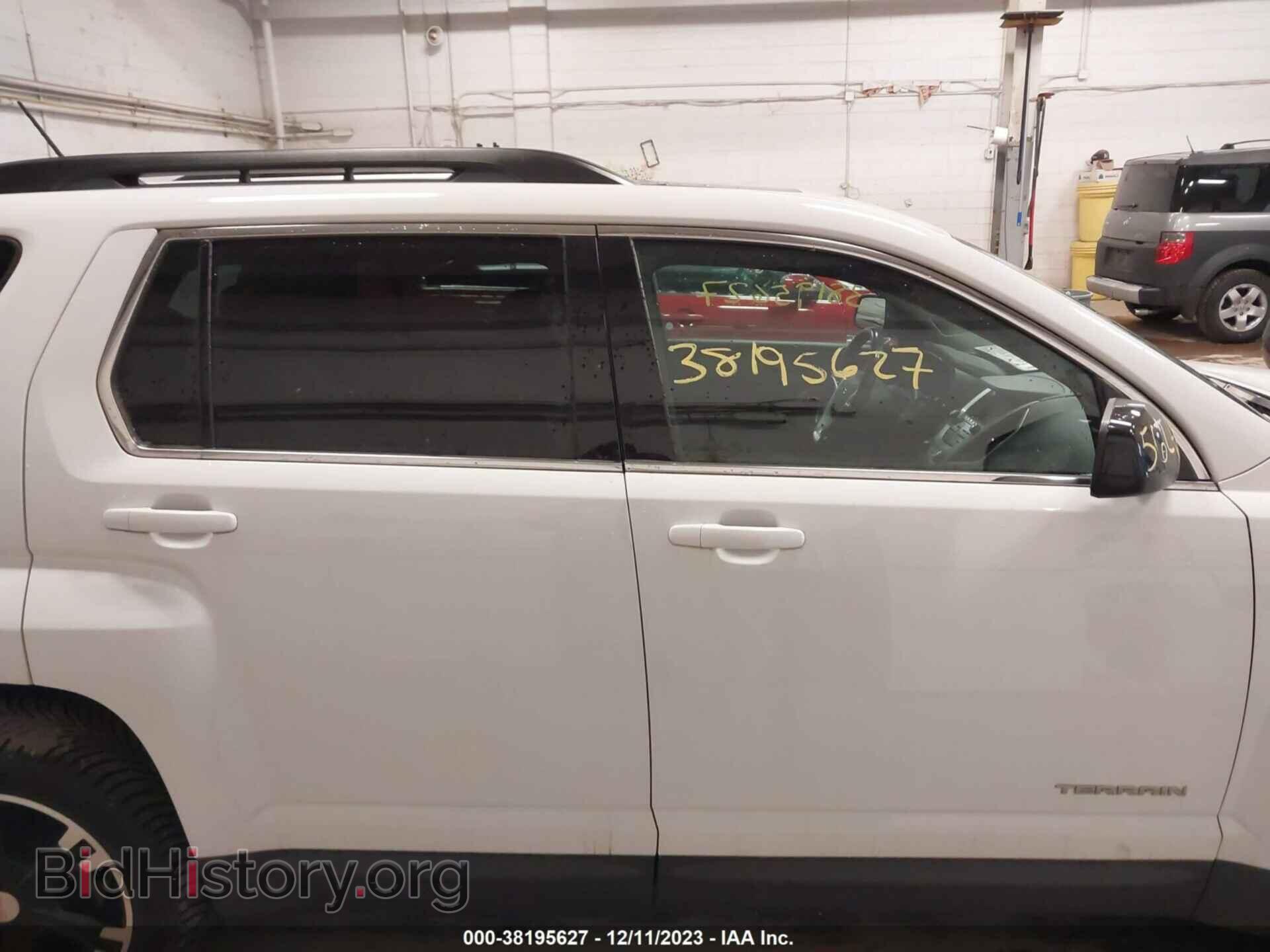 2017 GMC TERRAIN - VIN: 2GKFLUE35H6236713 - Photo 13