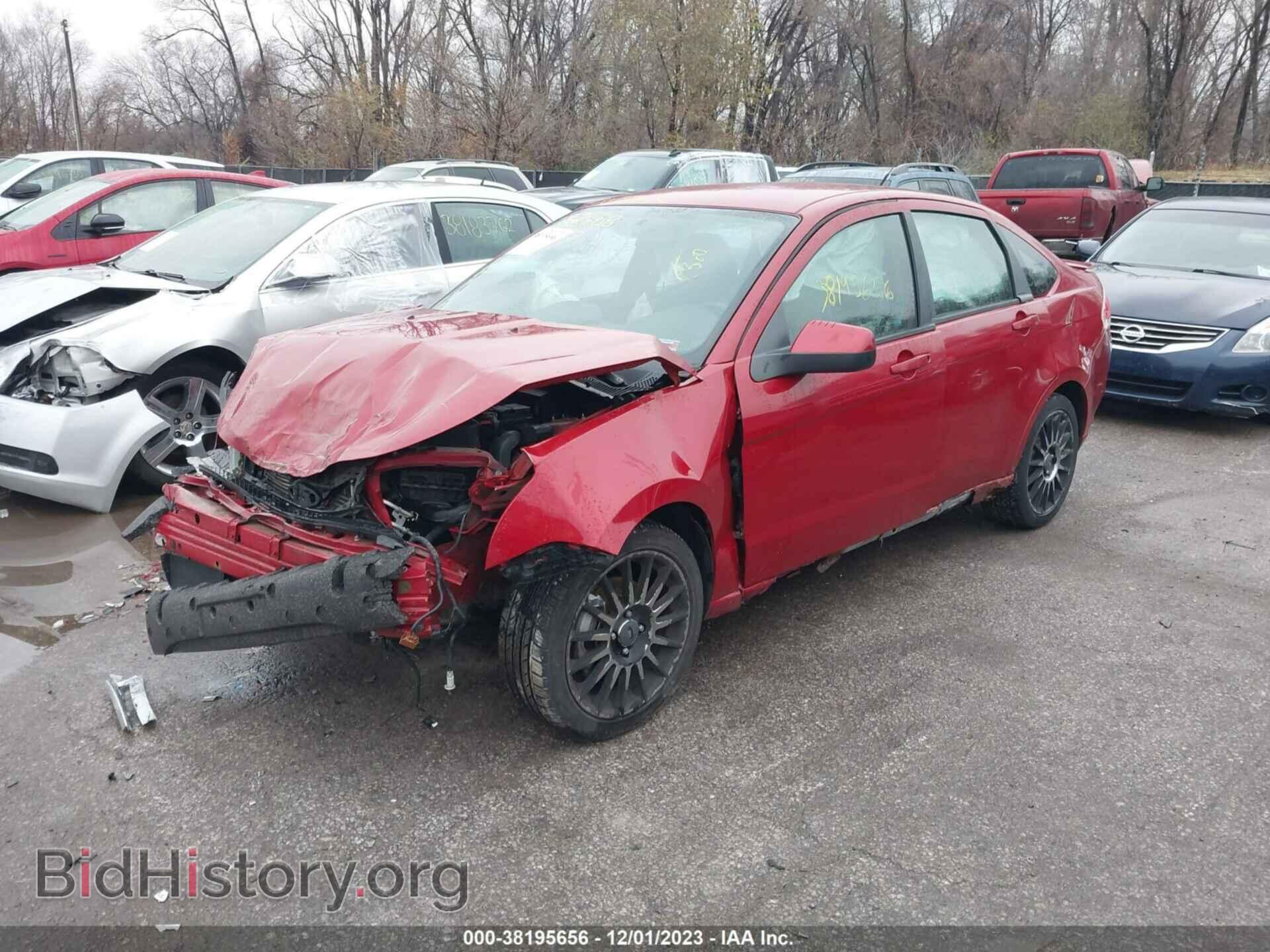 2009 FORD FOCUS - VIN: 1FAHP36N09W103860 - Фото 2