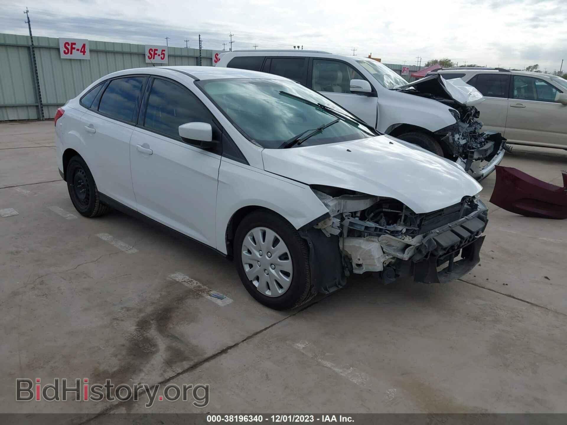 Фотография 1FAHP3F20CL320498 - FORD FOCUS 2012
