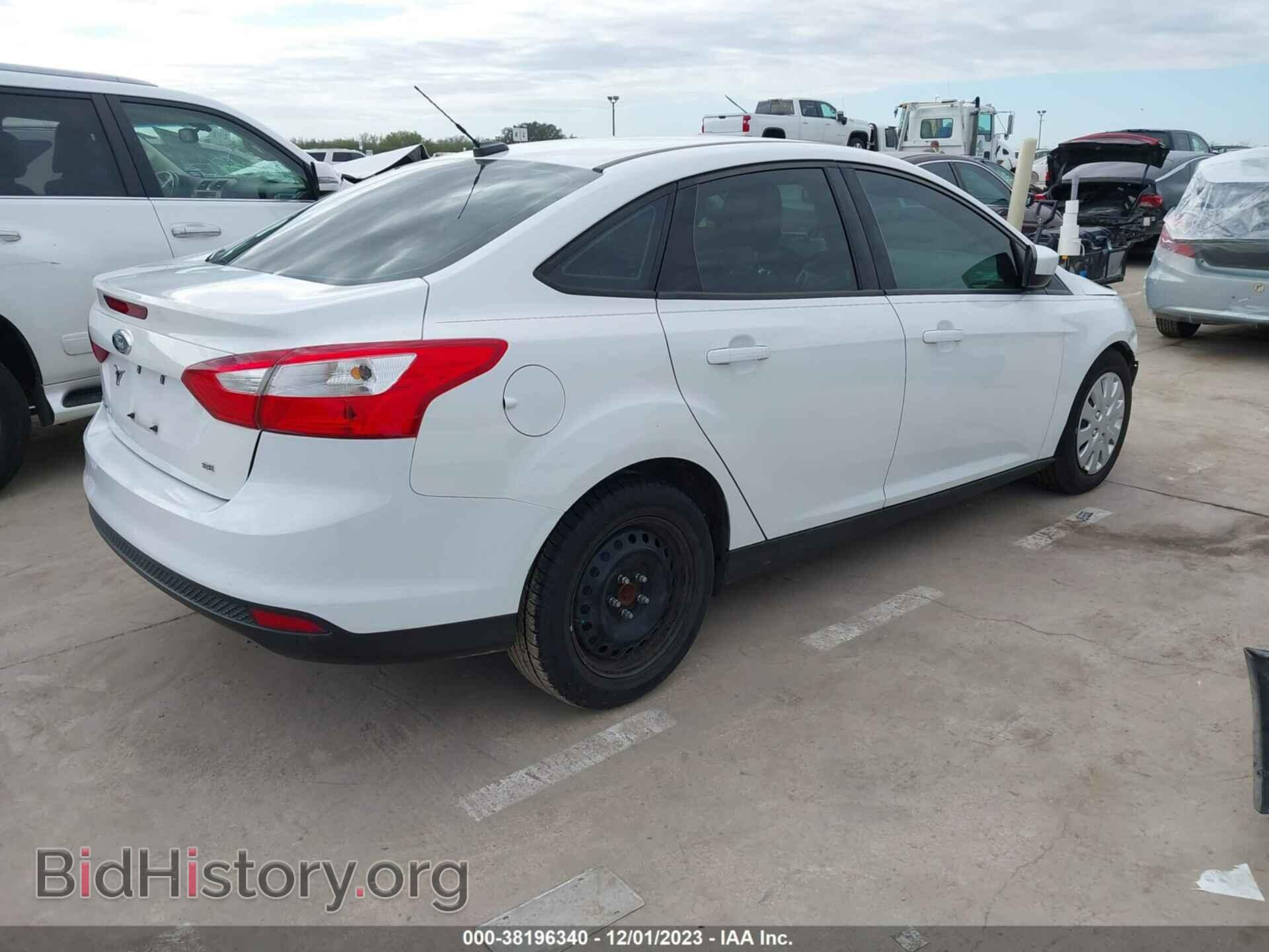 2012 FORD FOCUS - VIN: 1FAHP3F20CL320498 - Photo 4