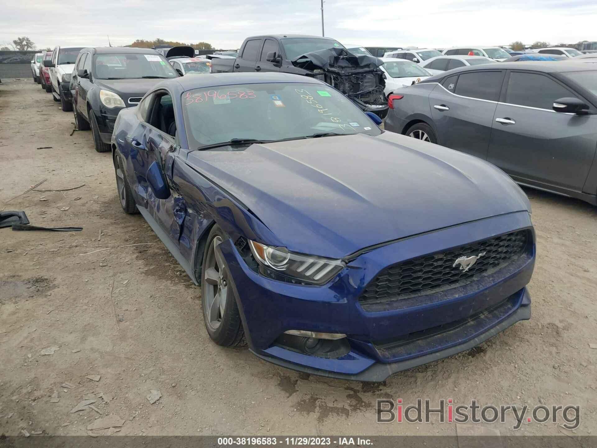 Photo 1FA6P8AM0G5209067 - FORD MUSTANG 2016