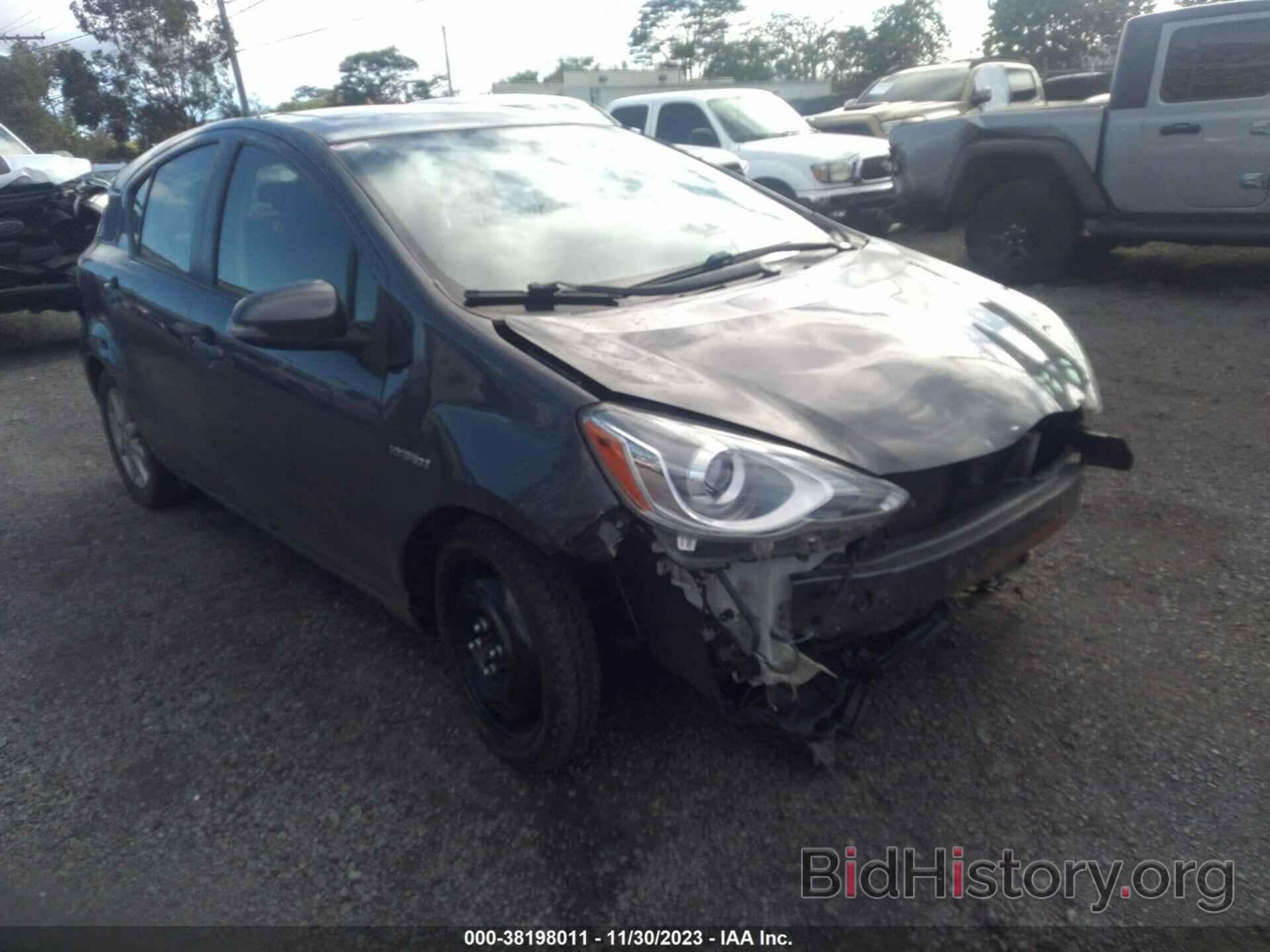 Photo JTDKDTB32F1088266 - TOYOTA PRIUS C 2015