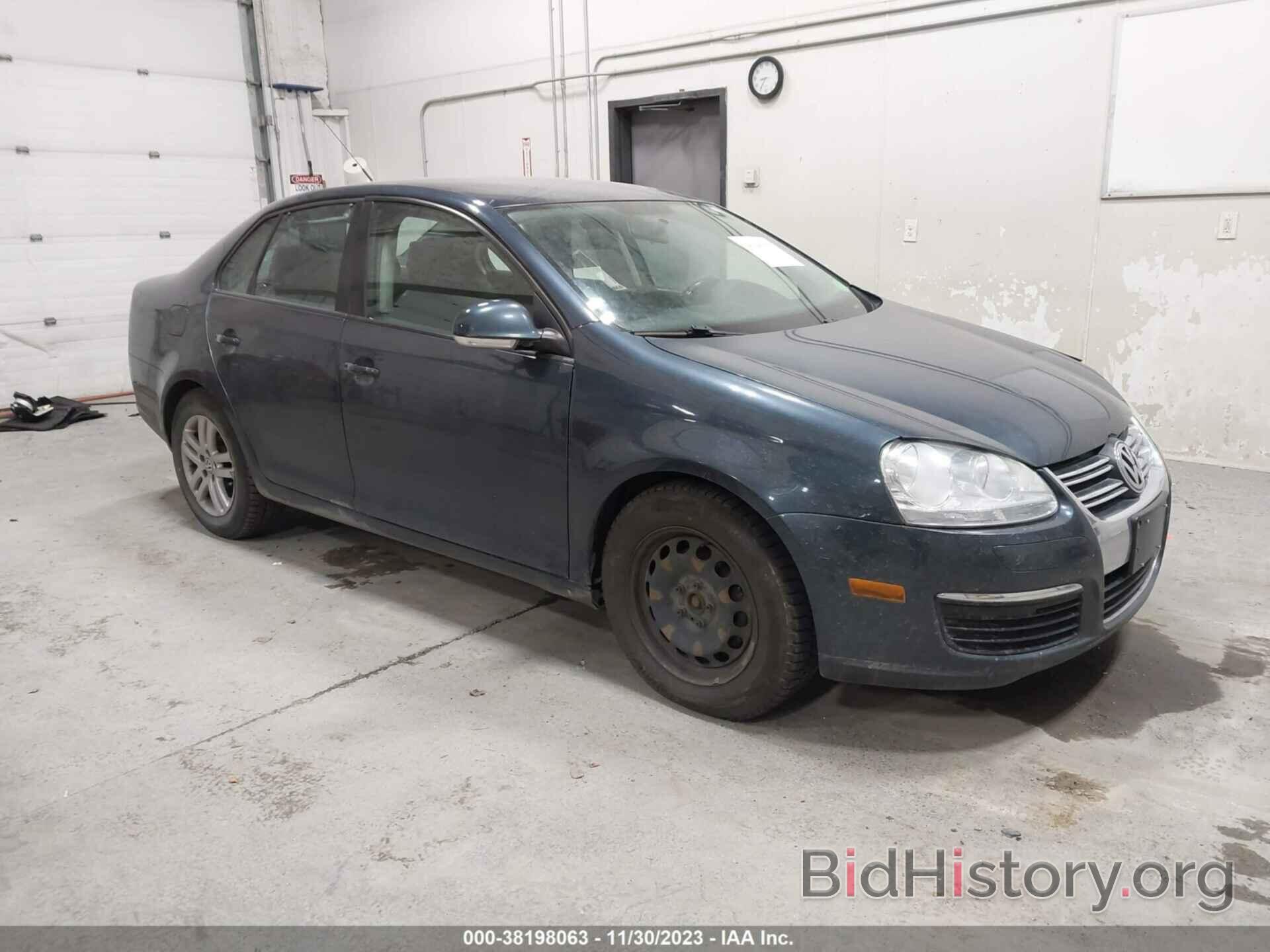 Photo 3VWJZ7AJ8AM079519 - VOLKSWAGEN JETTA 2010