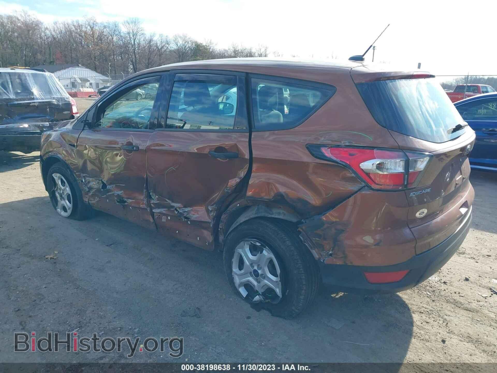 2017 FORD ESCAPE - VIN: 1FMCU0F75HUC21292 - Фото 3
