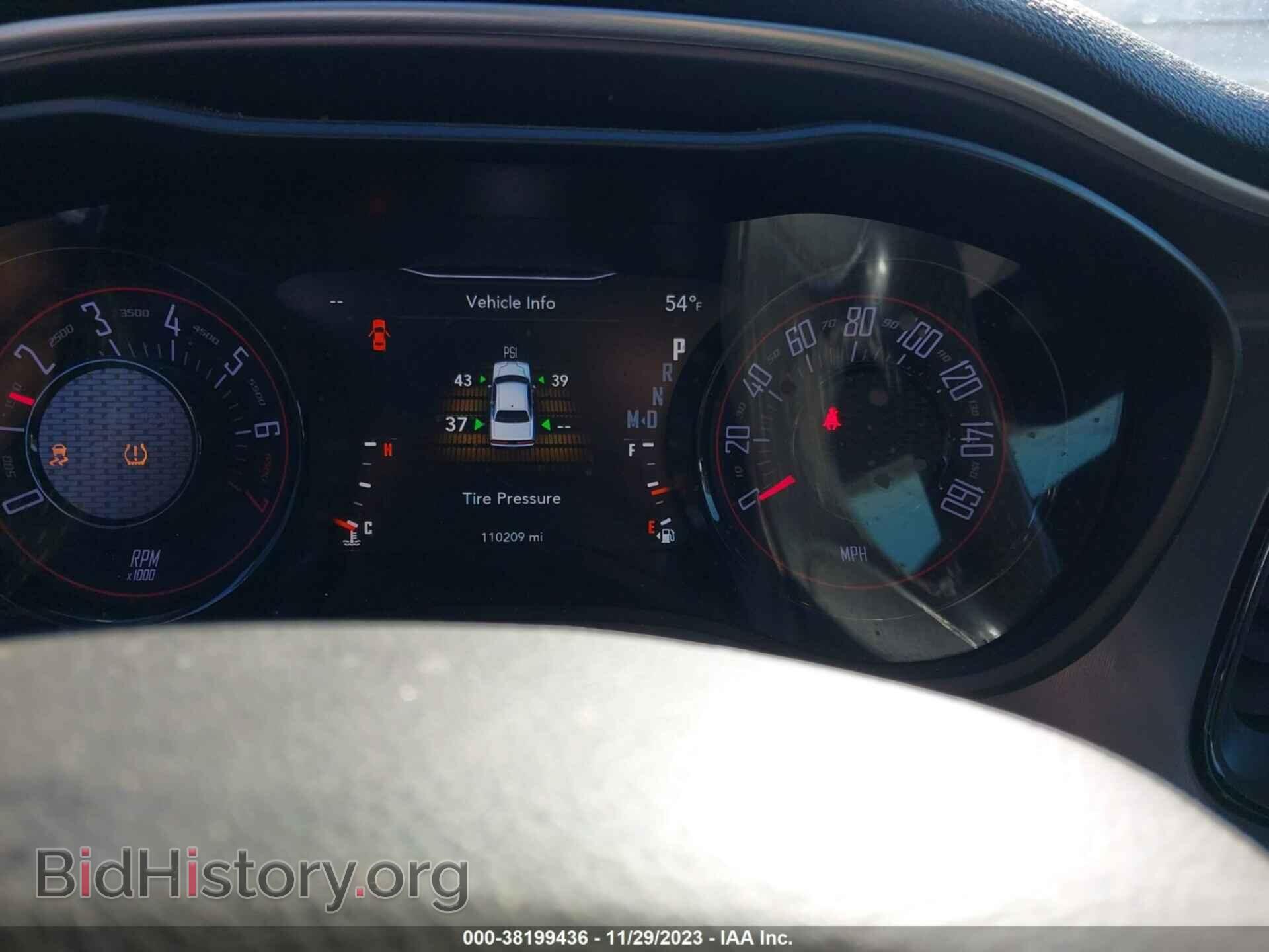 2019 DODGE CHALLENGER - VIN: 2C3CDZAG7KH739550 - Фото 7