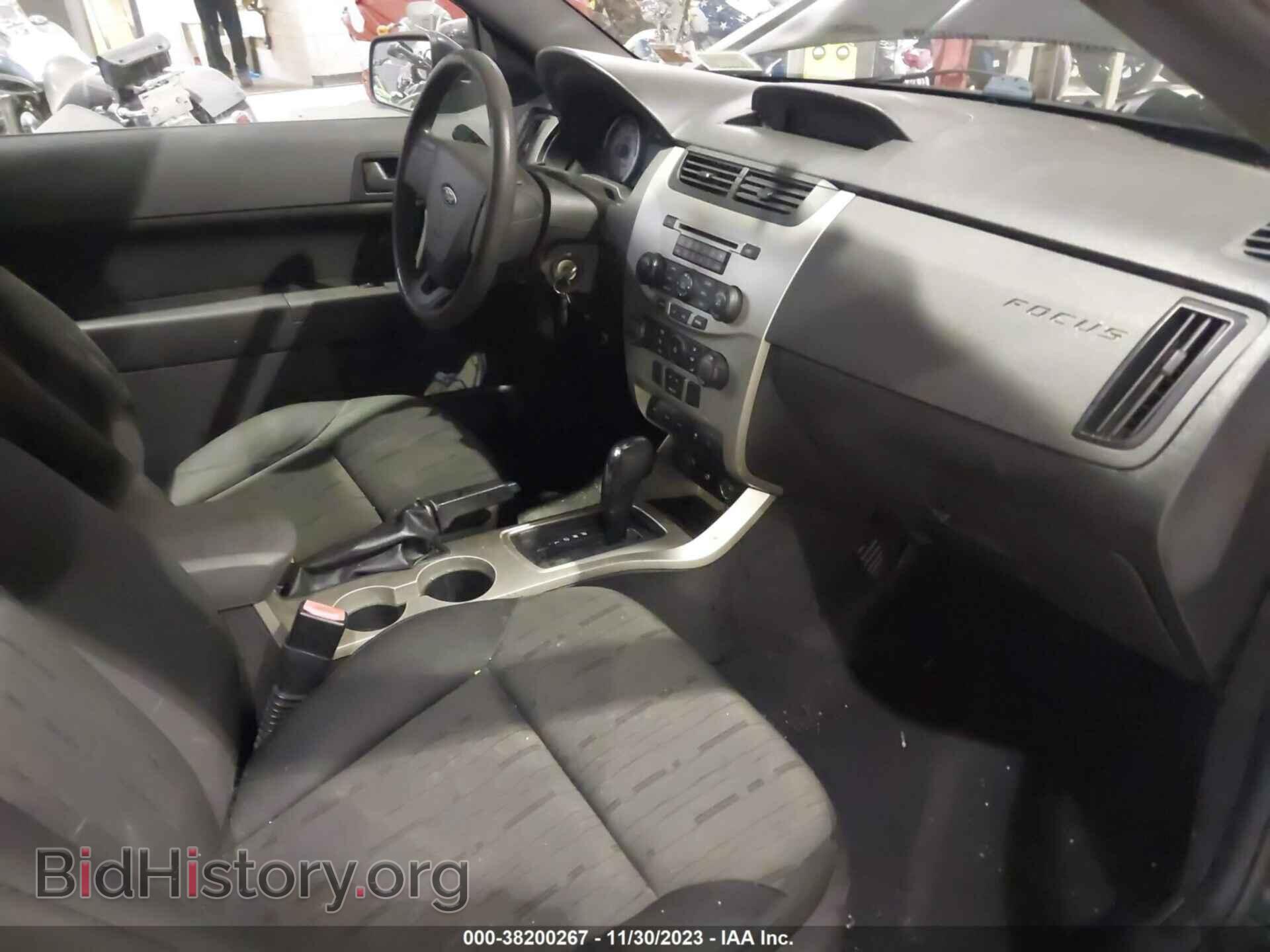 2010 FORD FOCUS - VIN: 1FAHP3CN7AW206251 - Фото 5