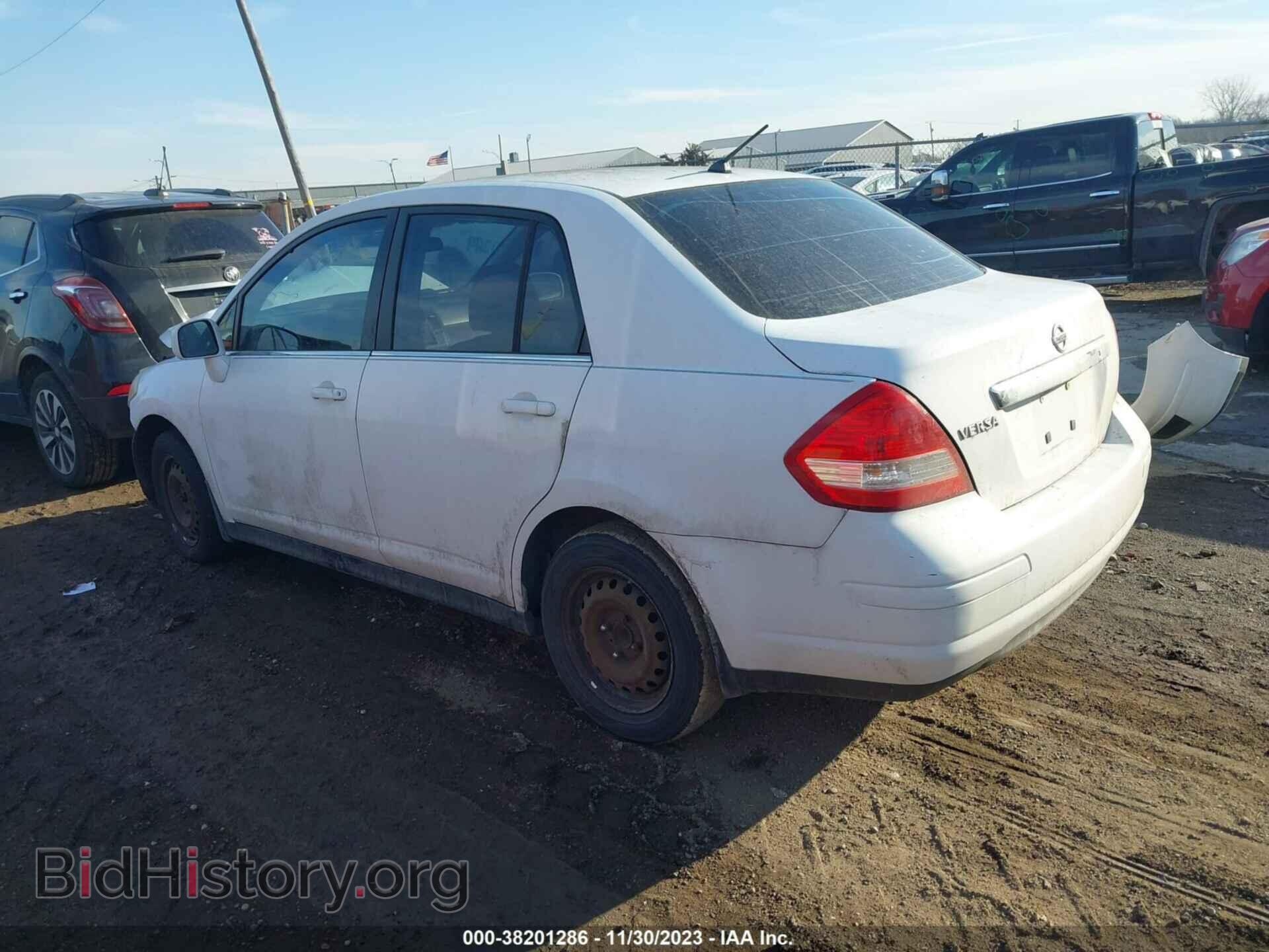 2008 NISSAN VERSA - VIN: 3N1BC11E48L412729 - Фото 3