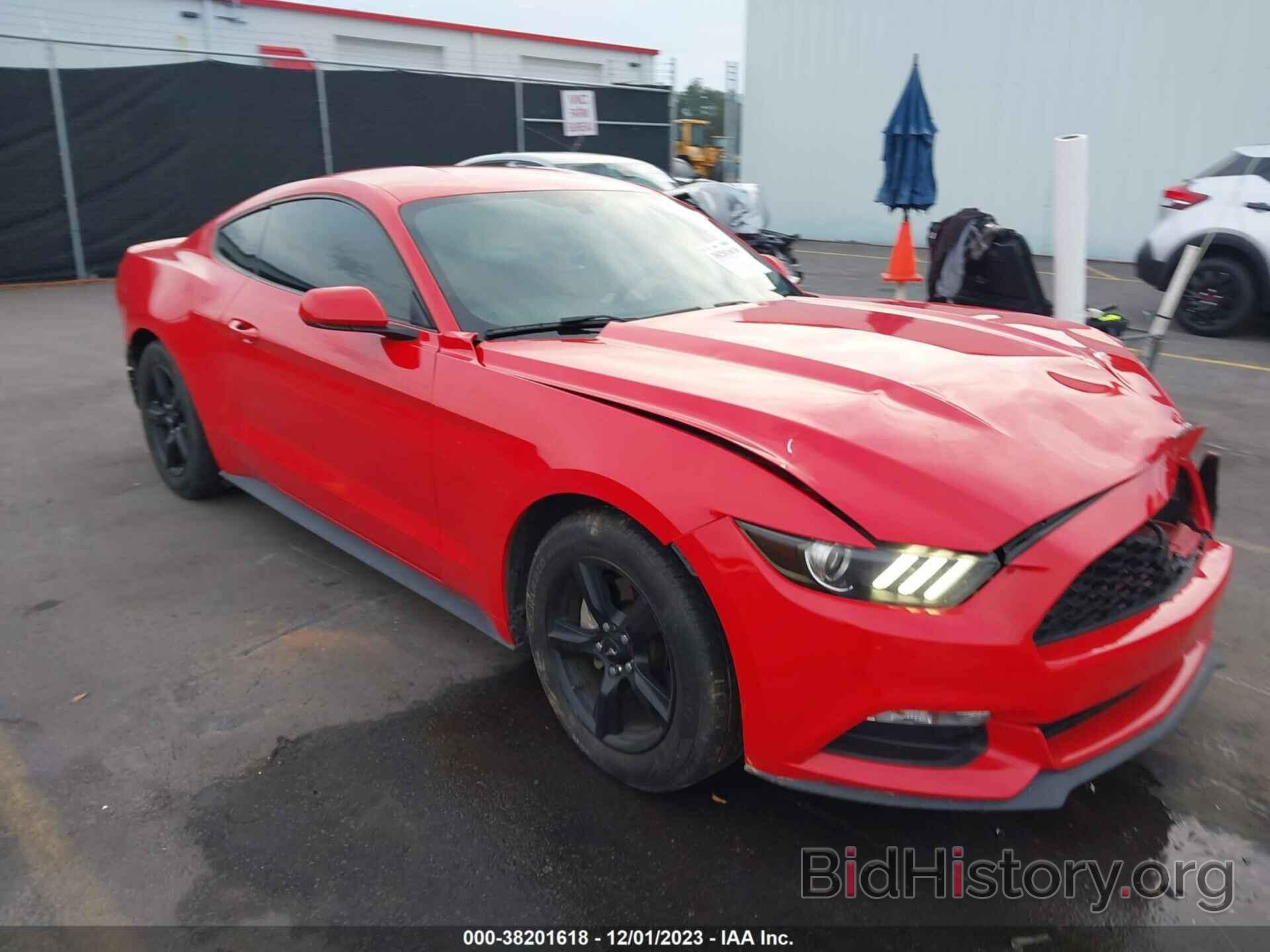 Photo 1FA6P8AM3G5303802 - FORD MUSTANG 2016