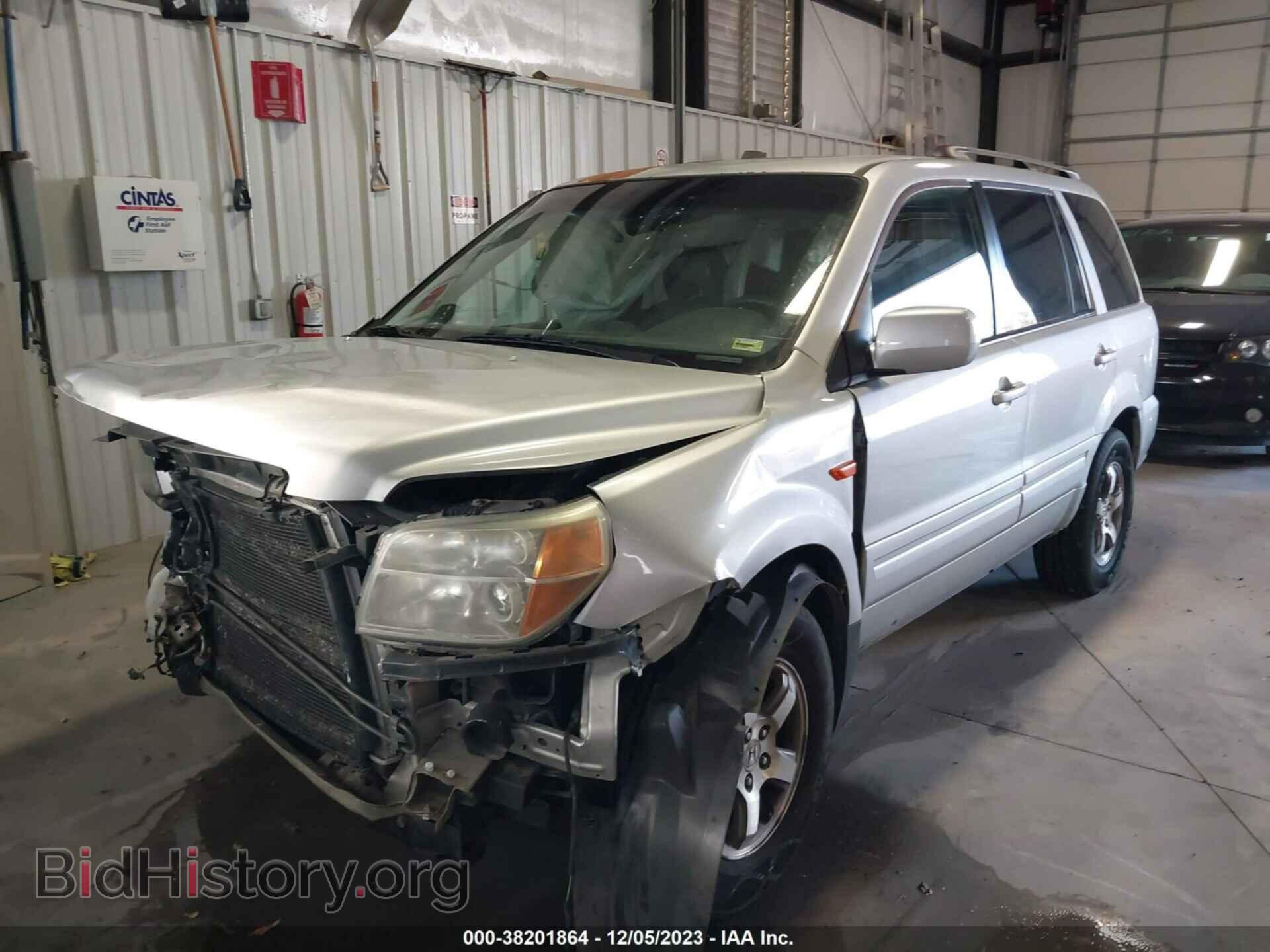 2006 HONDA PILOT - VIN: 5FNYF18566B002305 - Фото 2