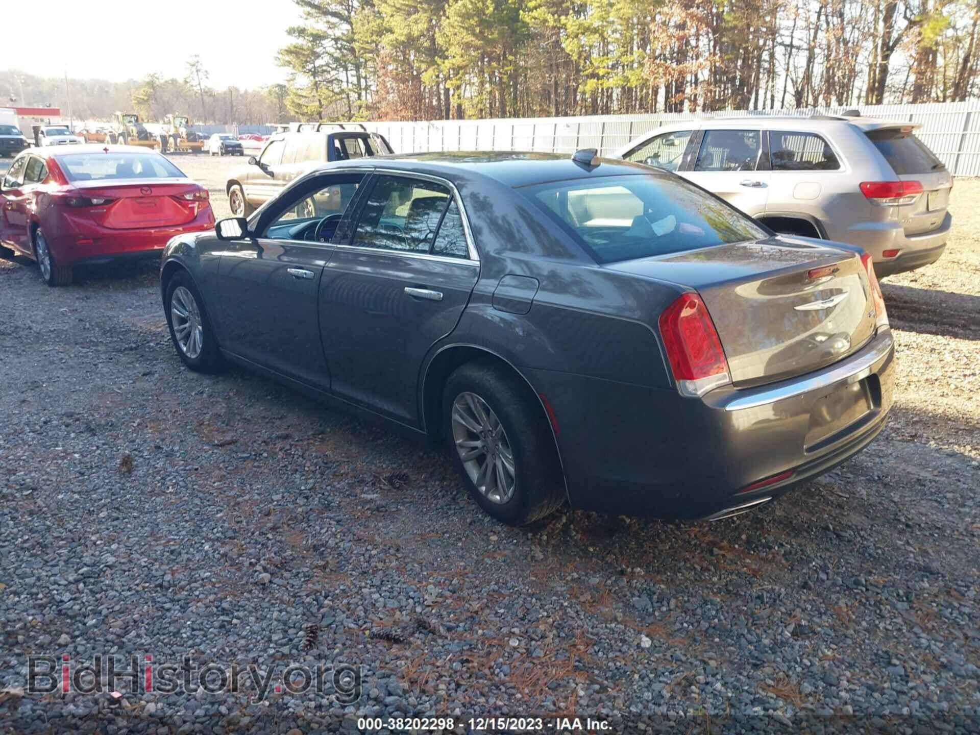2015 CHRYSLER 300C - VIN: 2C3CCAEG3FH893578 - Фото 3
