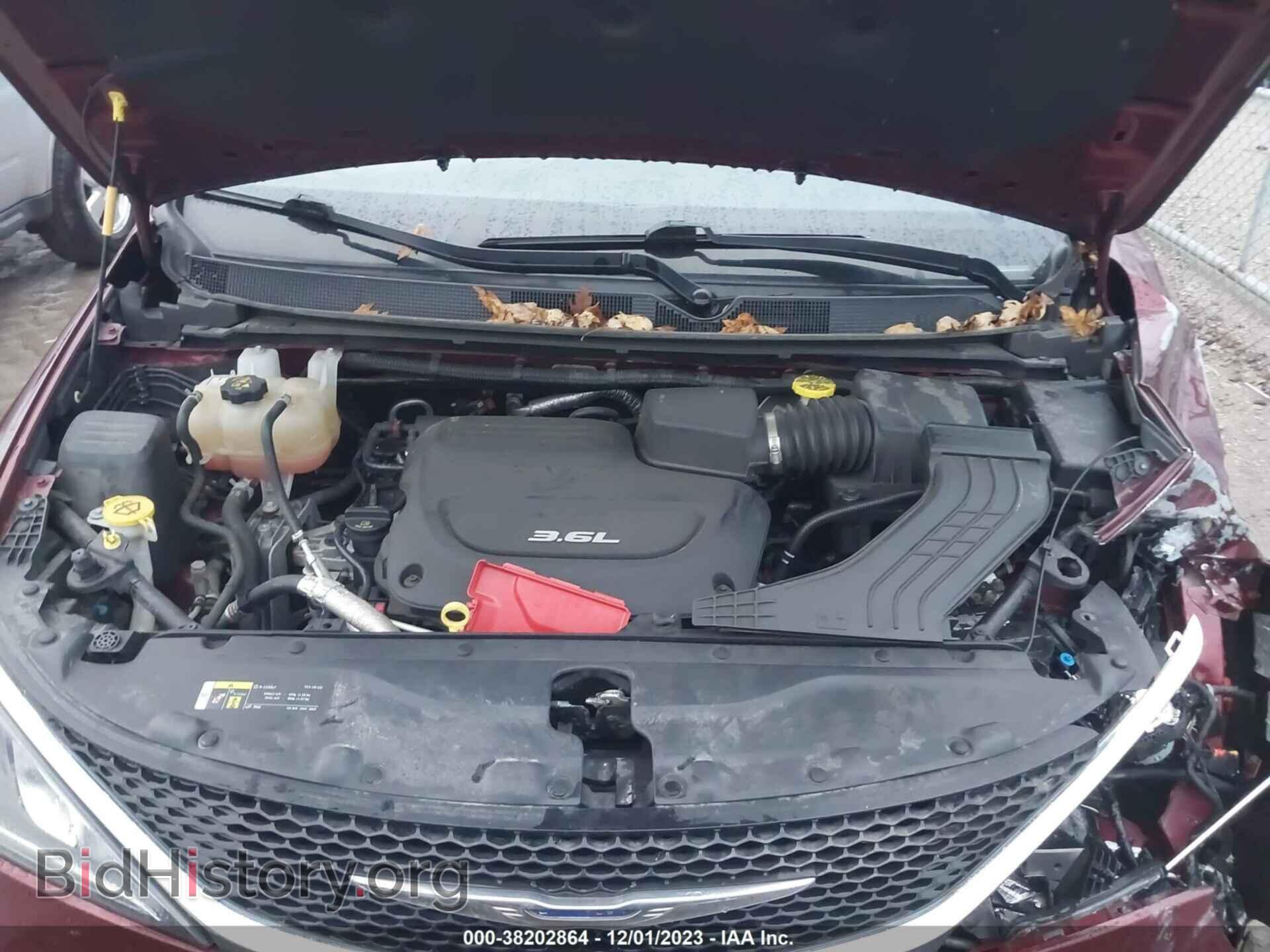 2018 CHRYSLER PACIFICA - VIN: 2C4RC1BG3JR269289 - Фото 10