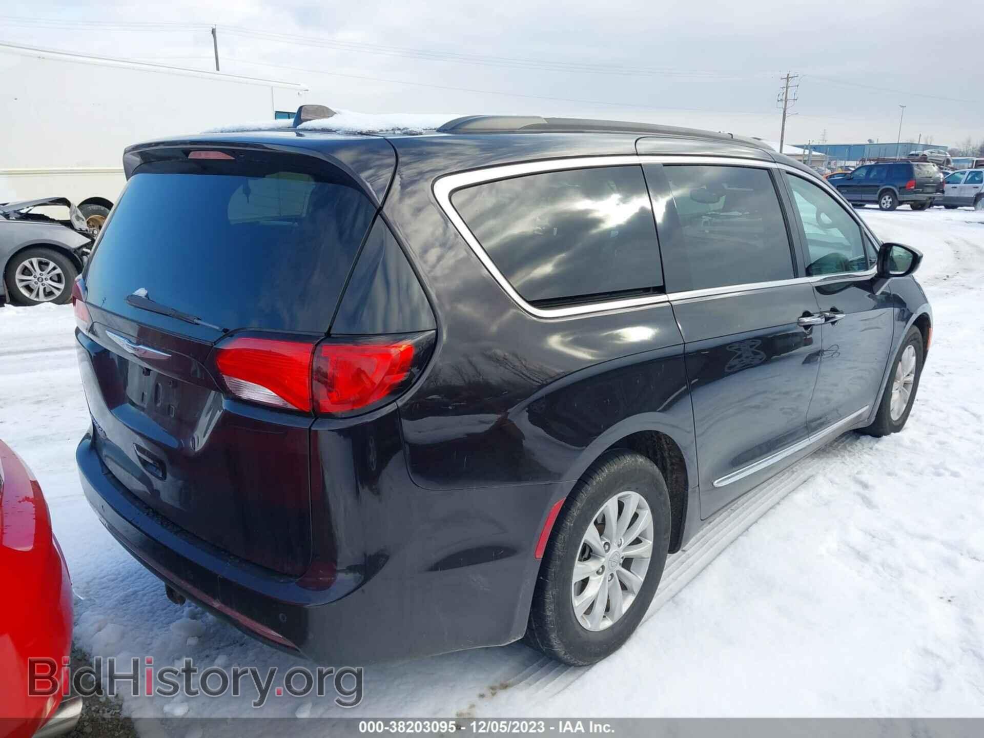 2017 CHRYSLER PACIFICA - VIN: 2C4RC1BG7HR525332 - Фото 4
