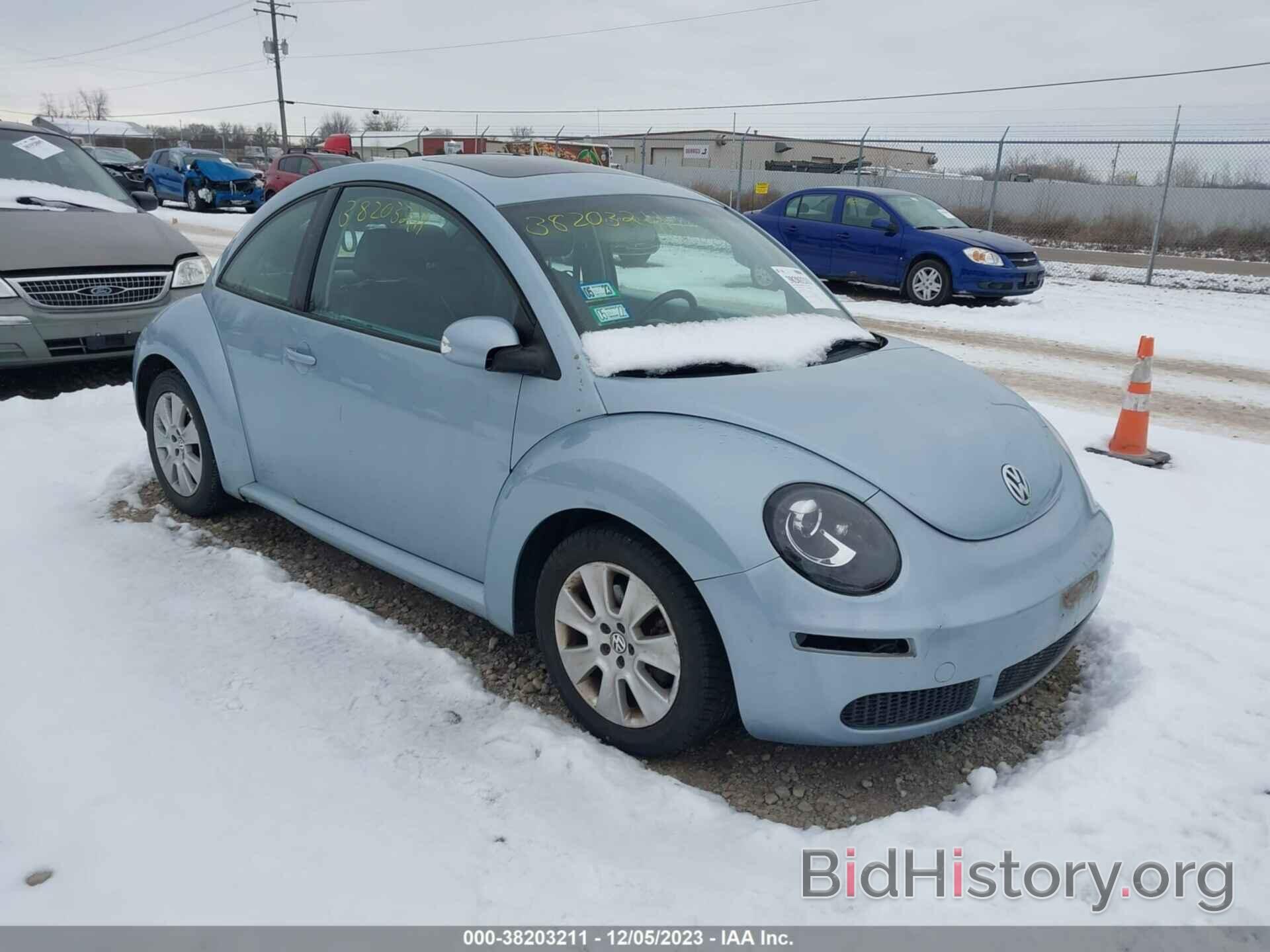 Photo 3VWRW31C69M503975 - VOLKSWAGEN NEW BEETLE 2009