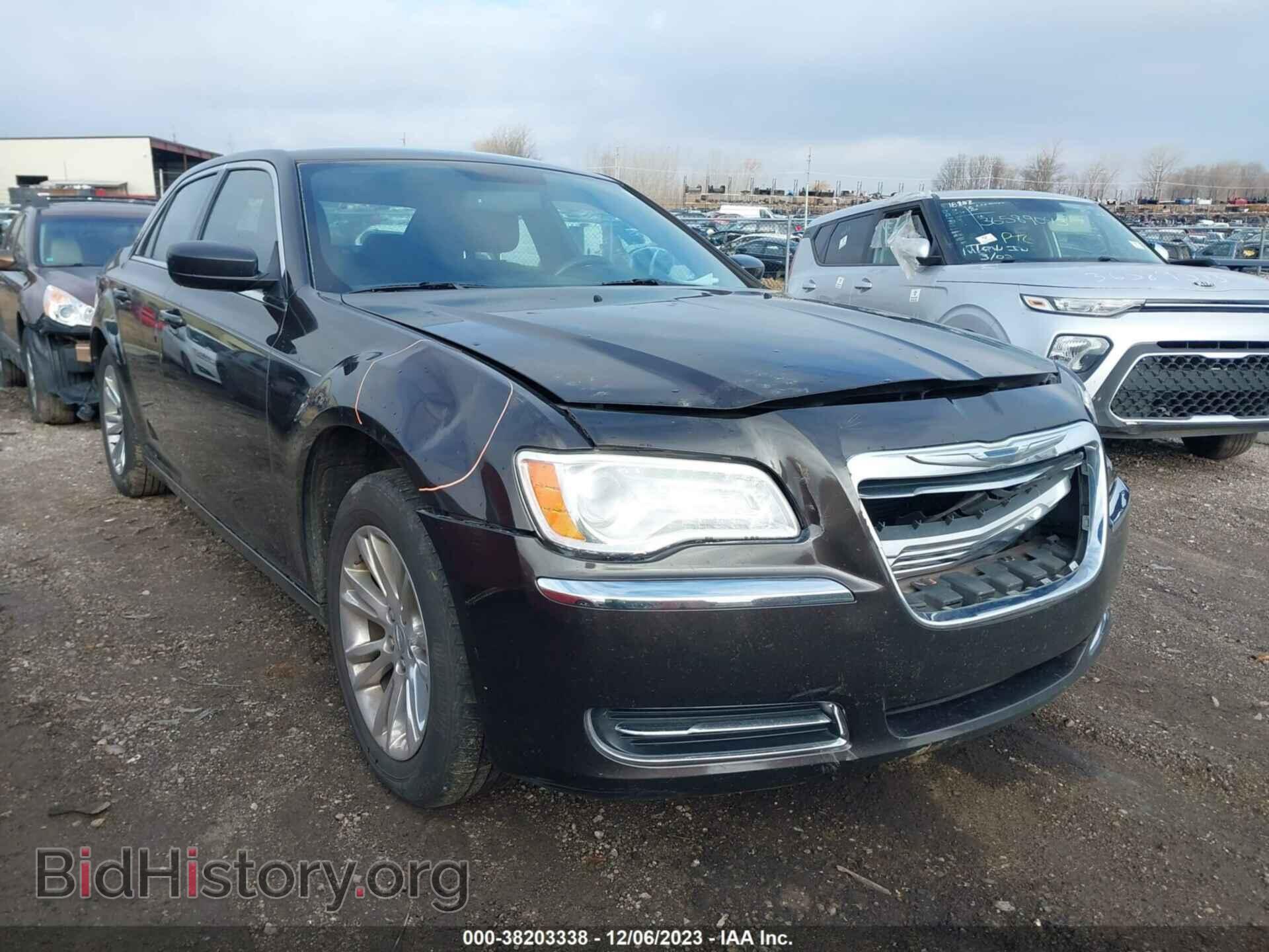 Фотография 2C3CCAAG7CH166686 - CHRYSLER 300 2012