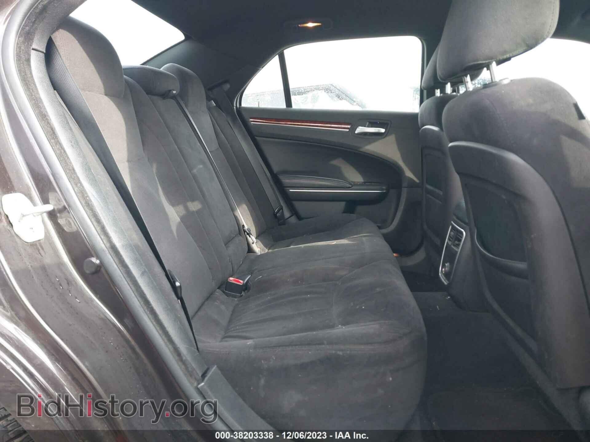 2012 CHRYSLER 300 - VIN: 2C3CCAAG7CH166686 - Фото 8