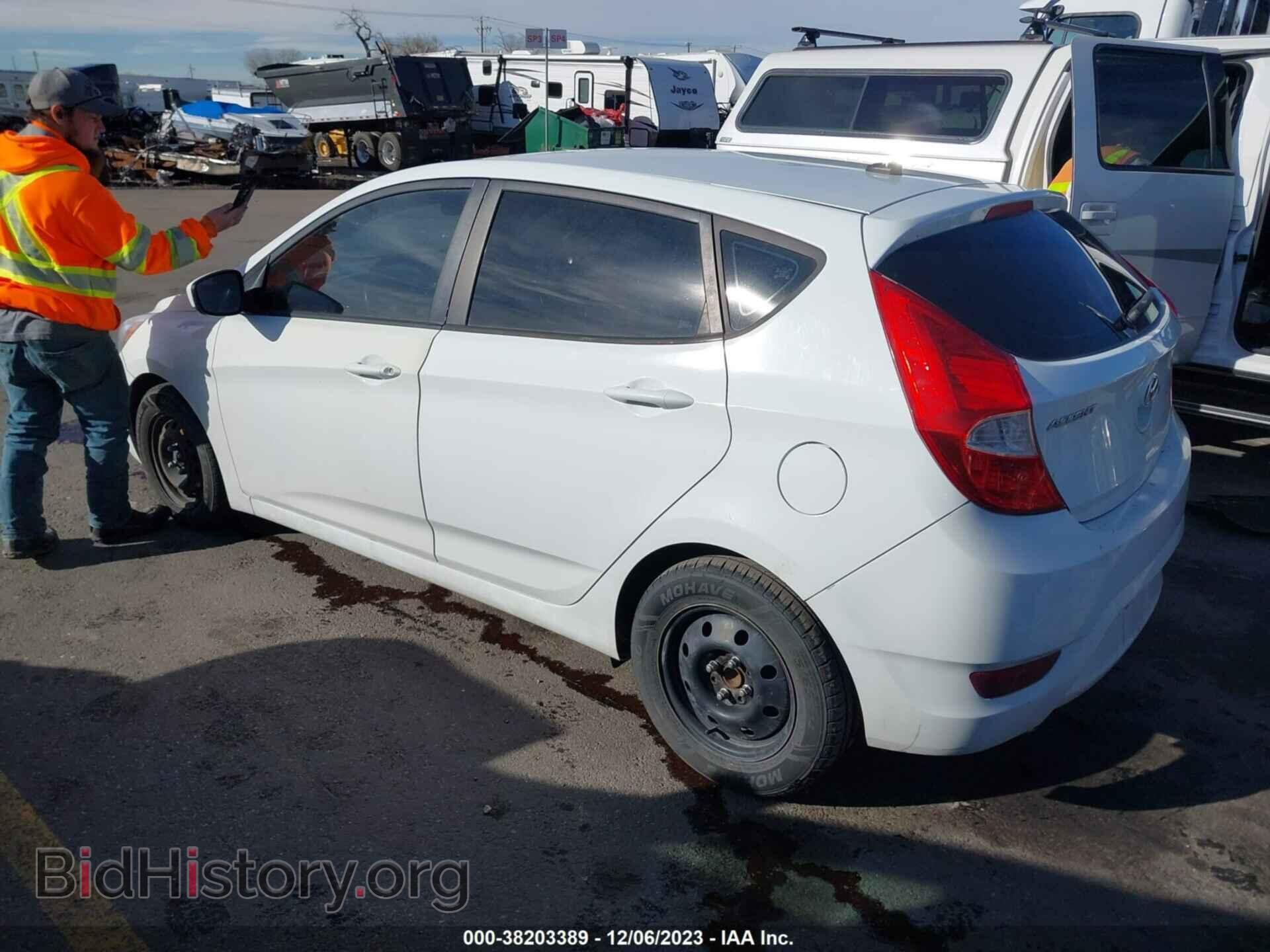 2015 HYUNDAI ACCENT - VIN: KMHCT5AE3FU200900 - Фото 3
