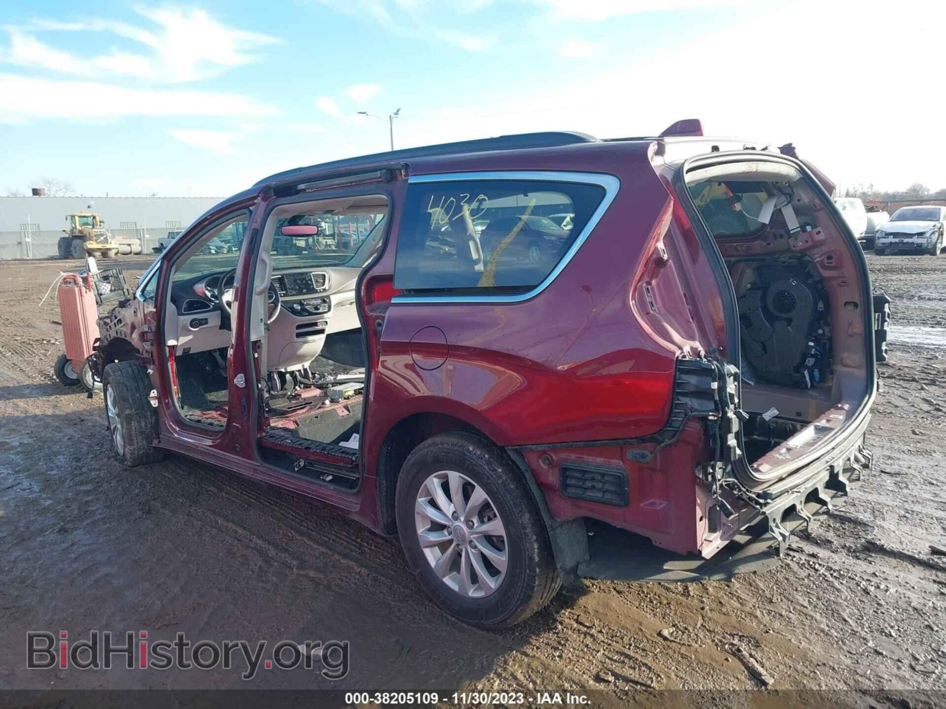 2017 CHRYSLER PACIFICA - VIN: 2C4RC1BG6HR734030 - Фото 3