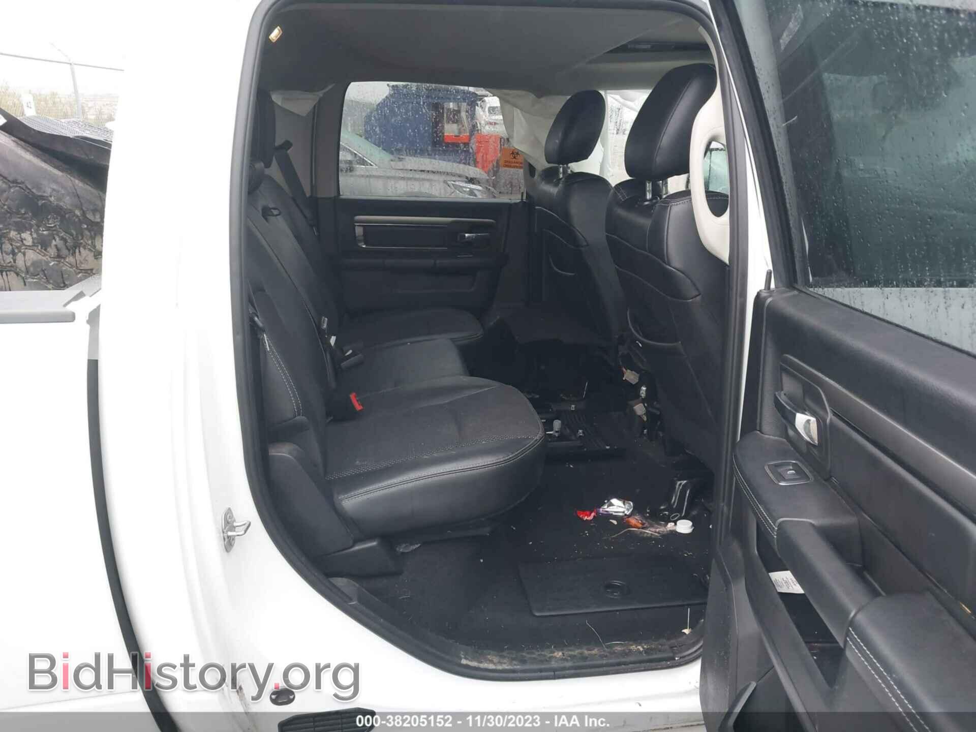 2018 RAM 1500 - VIN: 1C6RR7MT1JS342306 - Фото 8