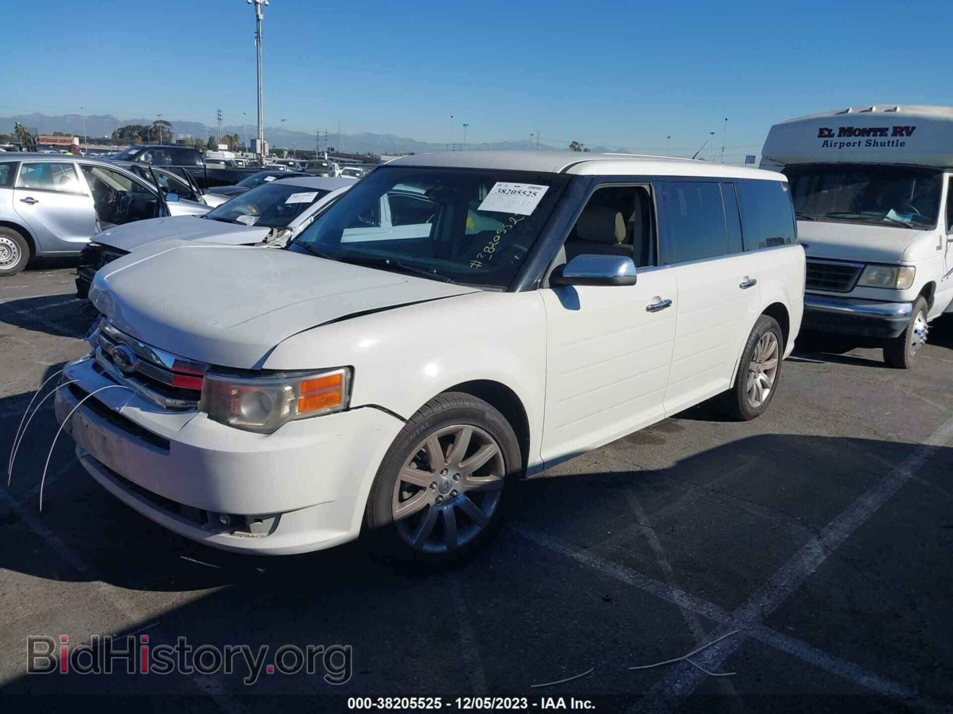 2011 FORD FLEX - VIN: 2FMGK5DCXBBD00250 - Photo 2