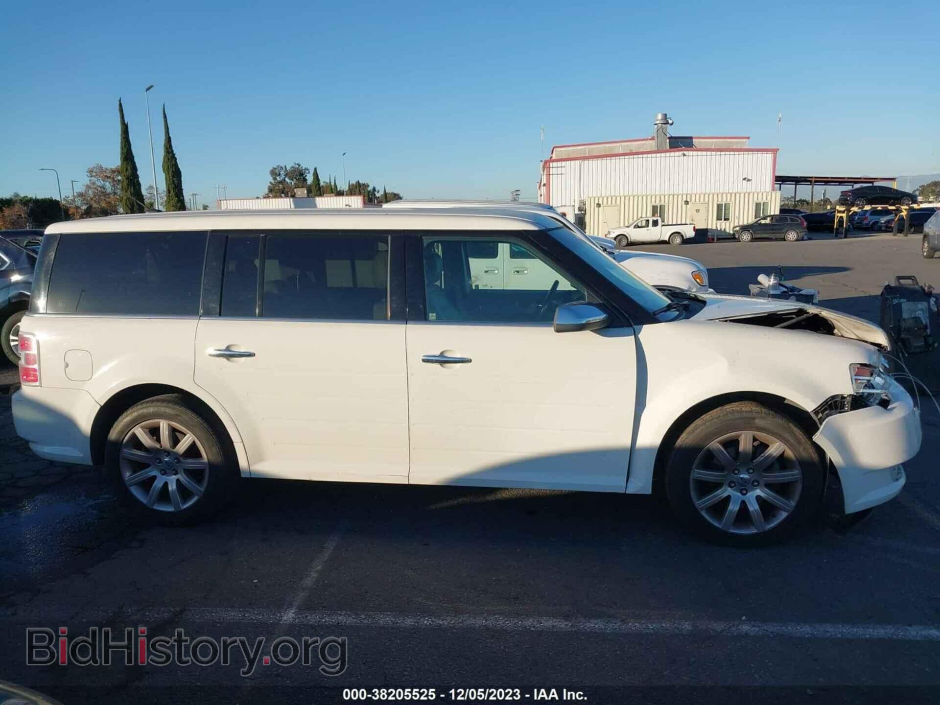 2011 FORD FLEX - VIN: 2FMGK5DCXBBD00250 - Photo 13