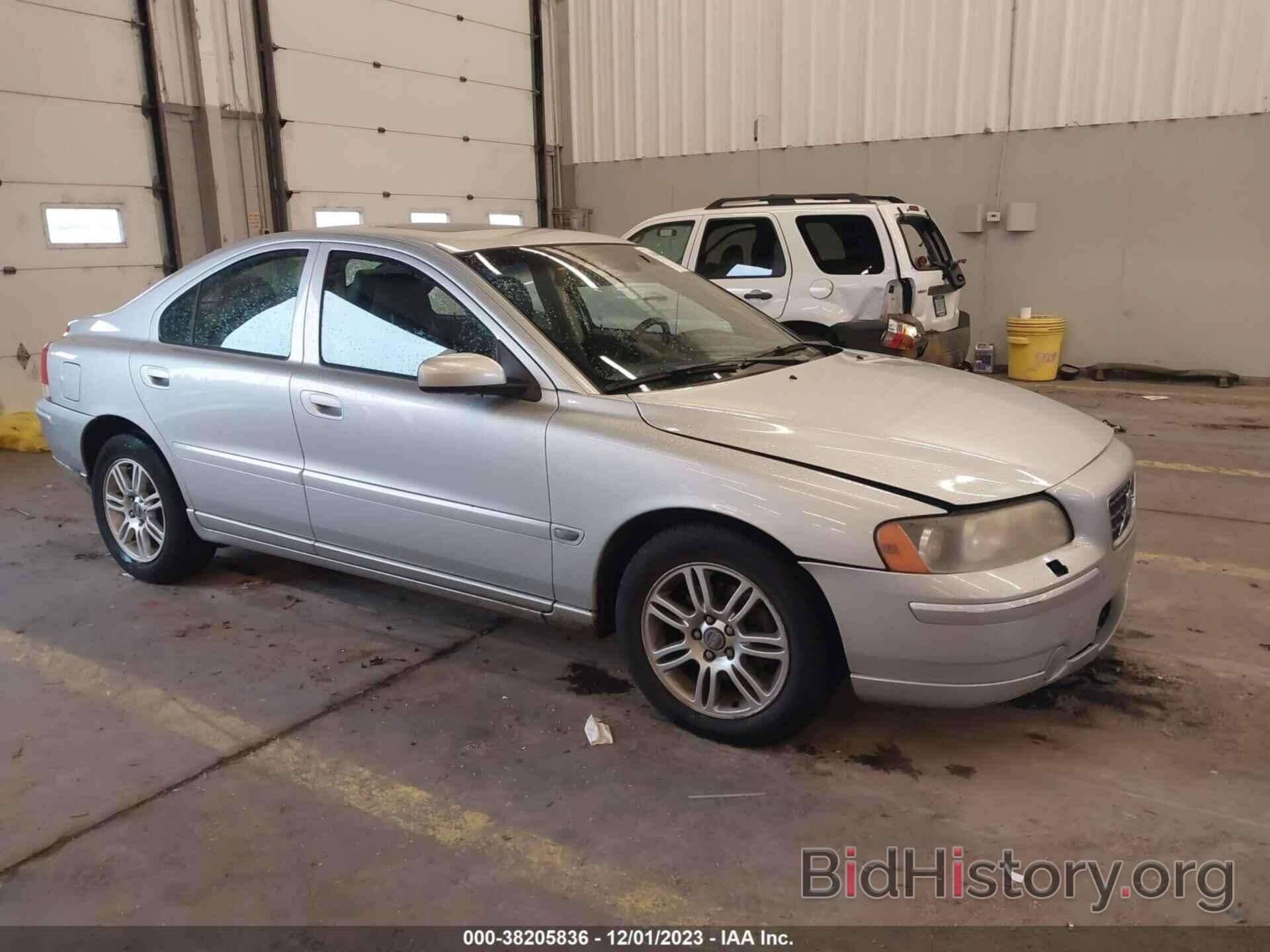 Photo YV1RH592962529729 - VOLVO S60 2006