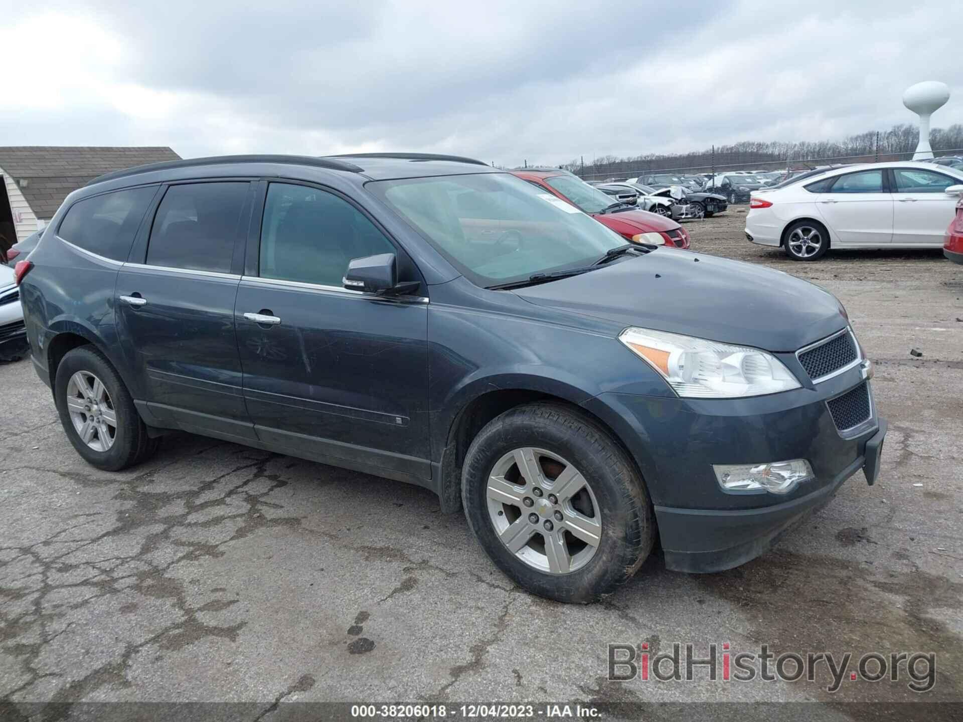 Photo 1GNLRGED4AS132795 - CHEVROLET TRAVERSE 2010