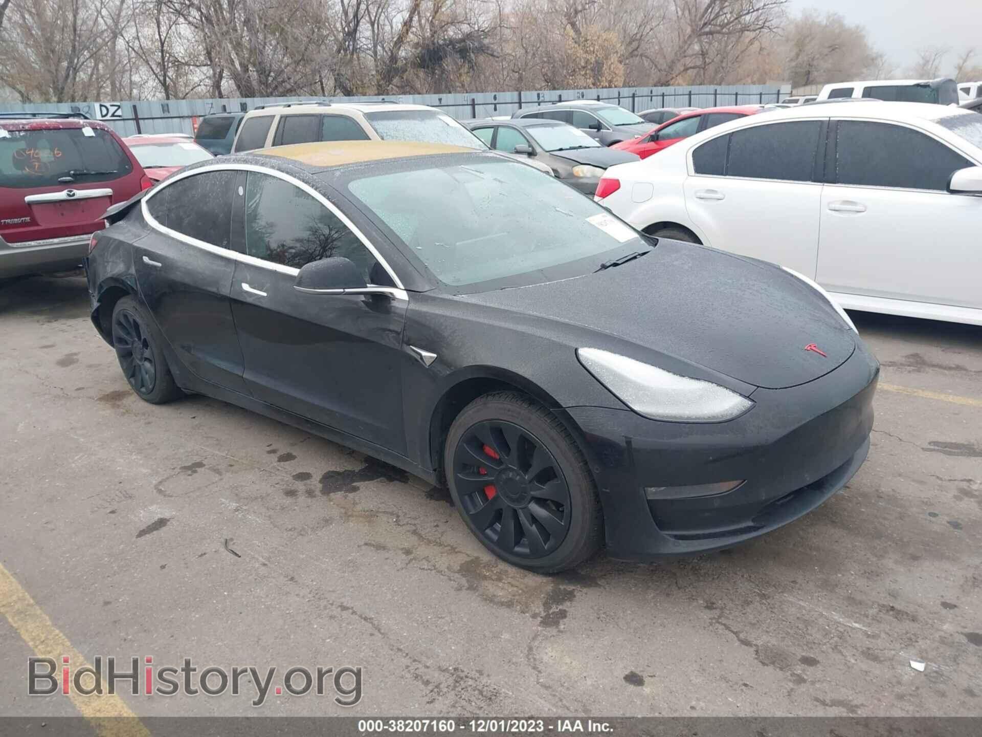 Фотография 5YJ3E1EB9JF073255 - TESLA MODEL 3 2018