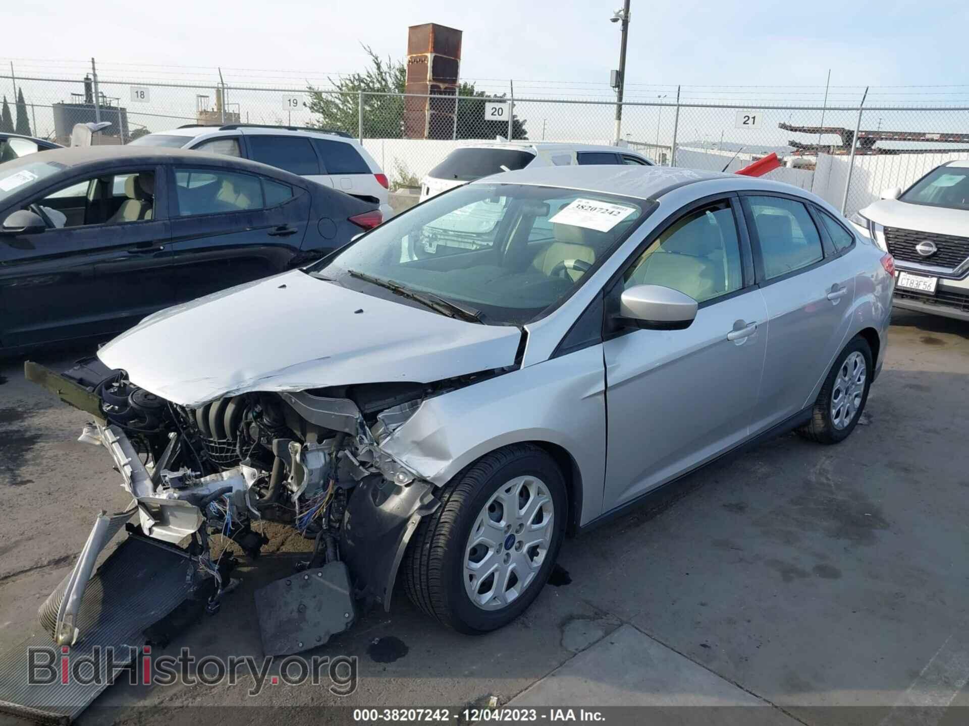 2012 FORD FOCUS - VIN: 1FAHP3F23CL343287 - Фото 2