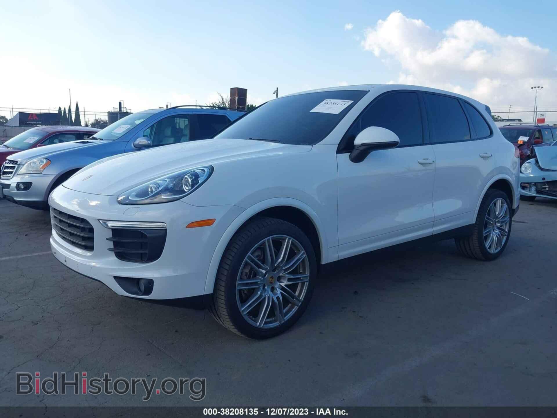 2018 PORSCHE CAYENNE - VIN: WP1AA2A27JKA03009 - Фото 2