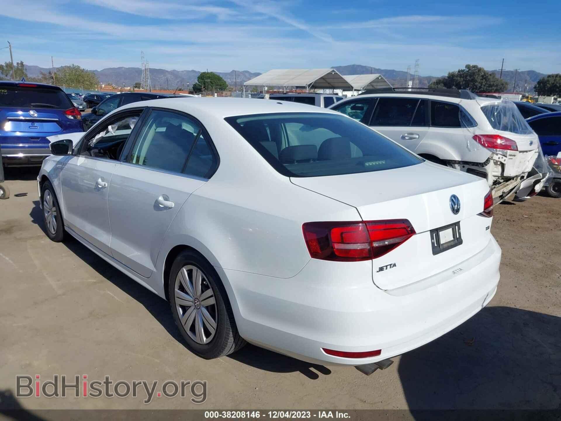 2017 VOLKSWAGEN JETTA - VIN: 3VW2B7AJ2HM351243 - Фото 3