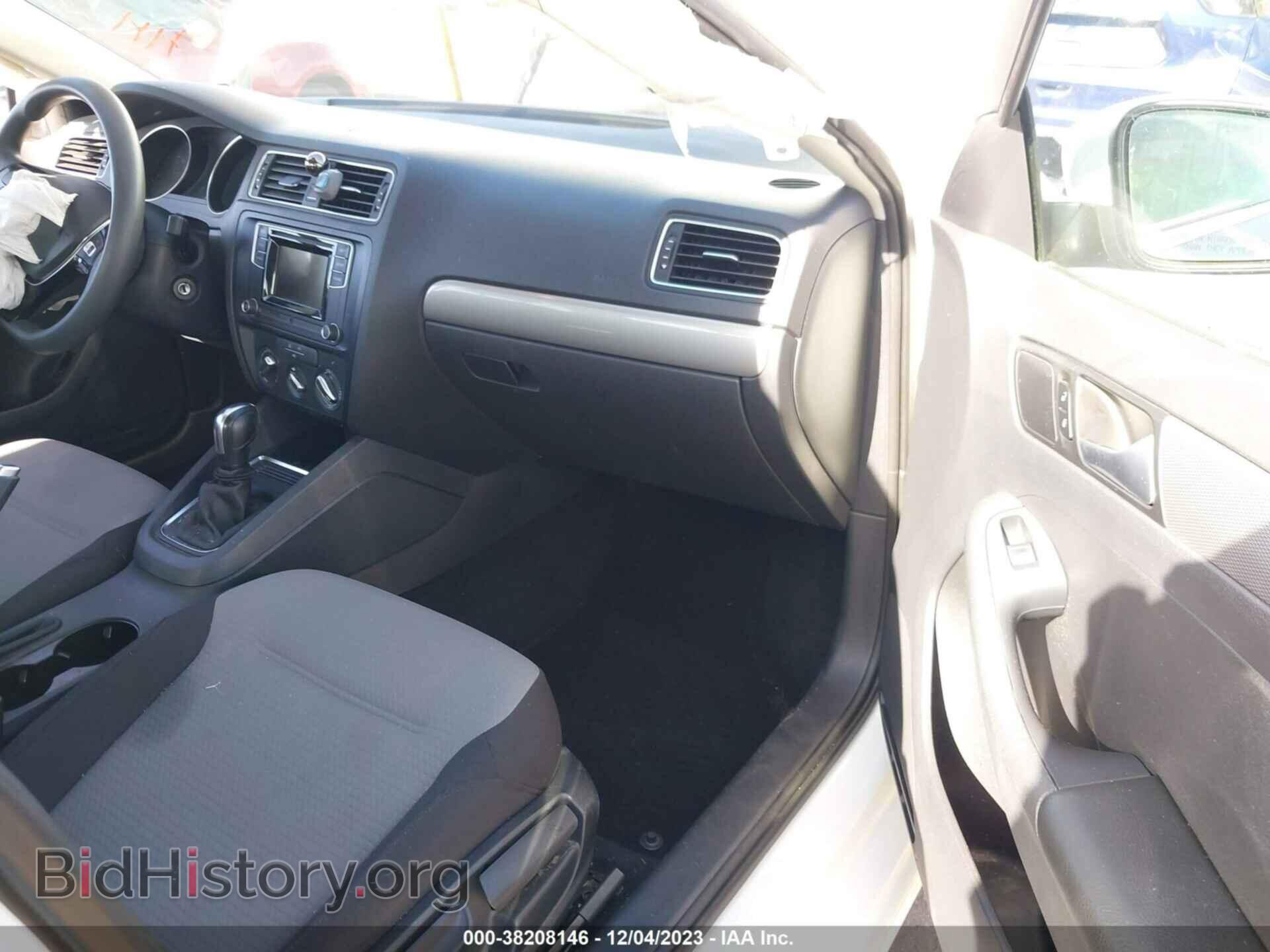 2017 VOLKSWAGEN JETTA - VIN: 3VW2B7AJ2HM351243 - Фото 5