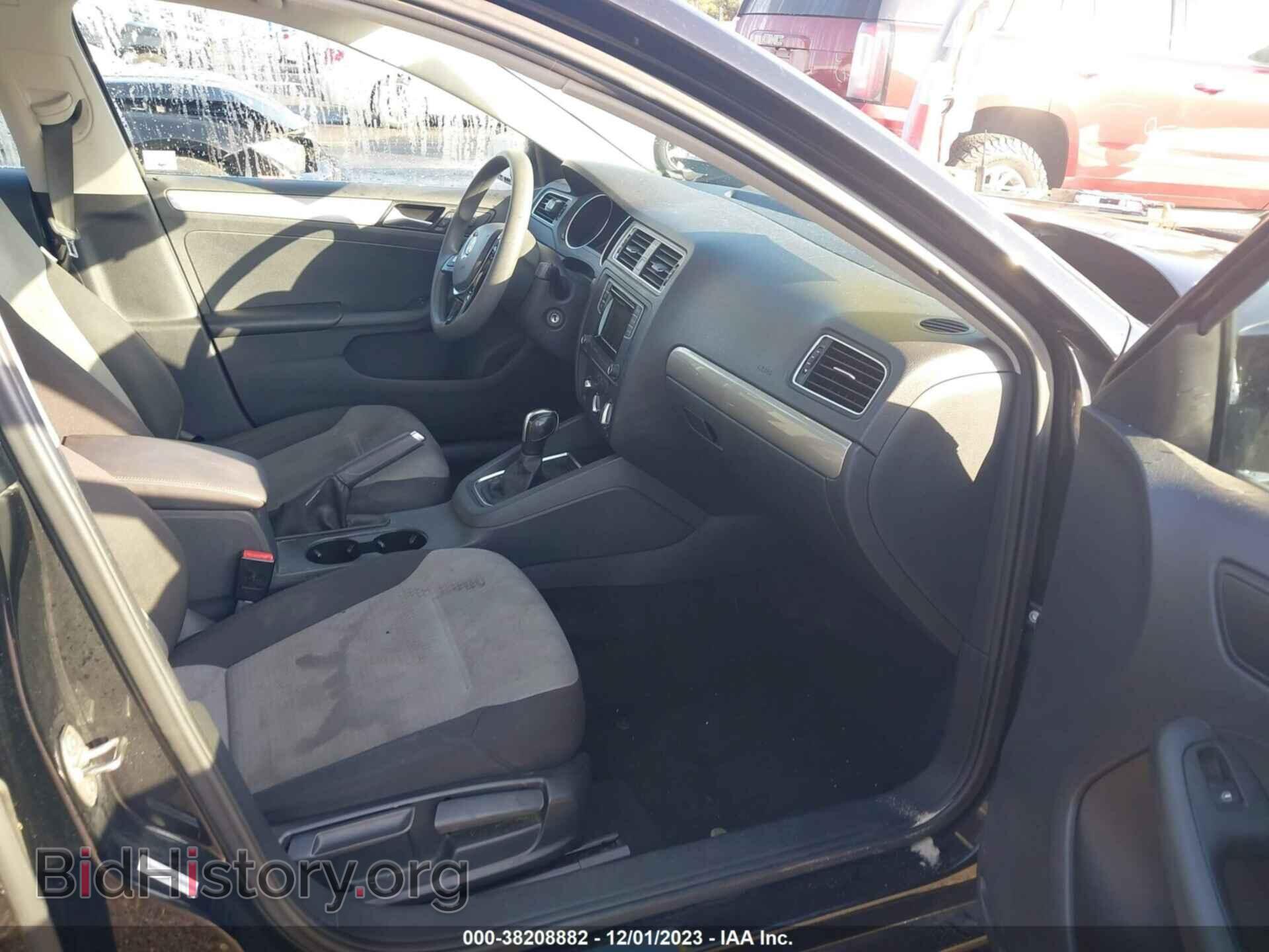 2017 VOLKSWAGEN JETTA - VIN: 3VW2B7AJ3HM226400 - Фото 5