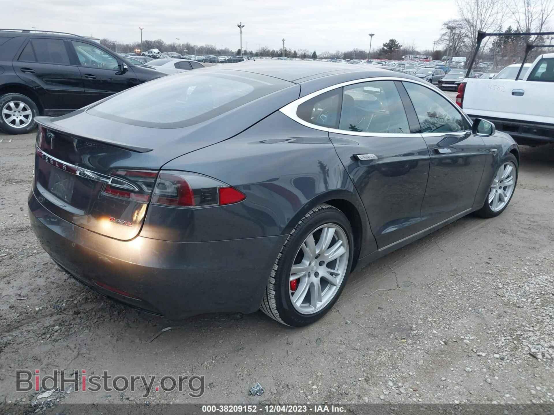 2016 TESLA MODEL S - VIN: 5YJSA1E47GF142588 - Фото 4