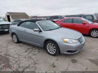 2013 Chrysler 200 Touring, серебристый — VIN 1C3BCBEG5DN515381, IAAI