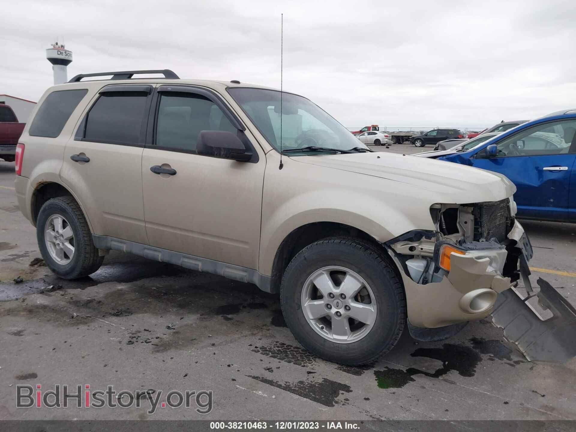 Фотография 1FMCU0D77CKC85566 - FORD ESCAPE 2012