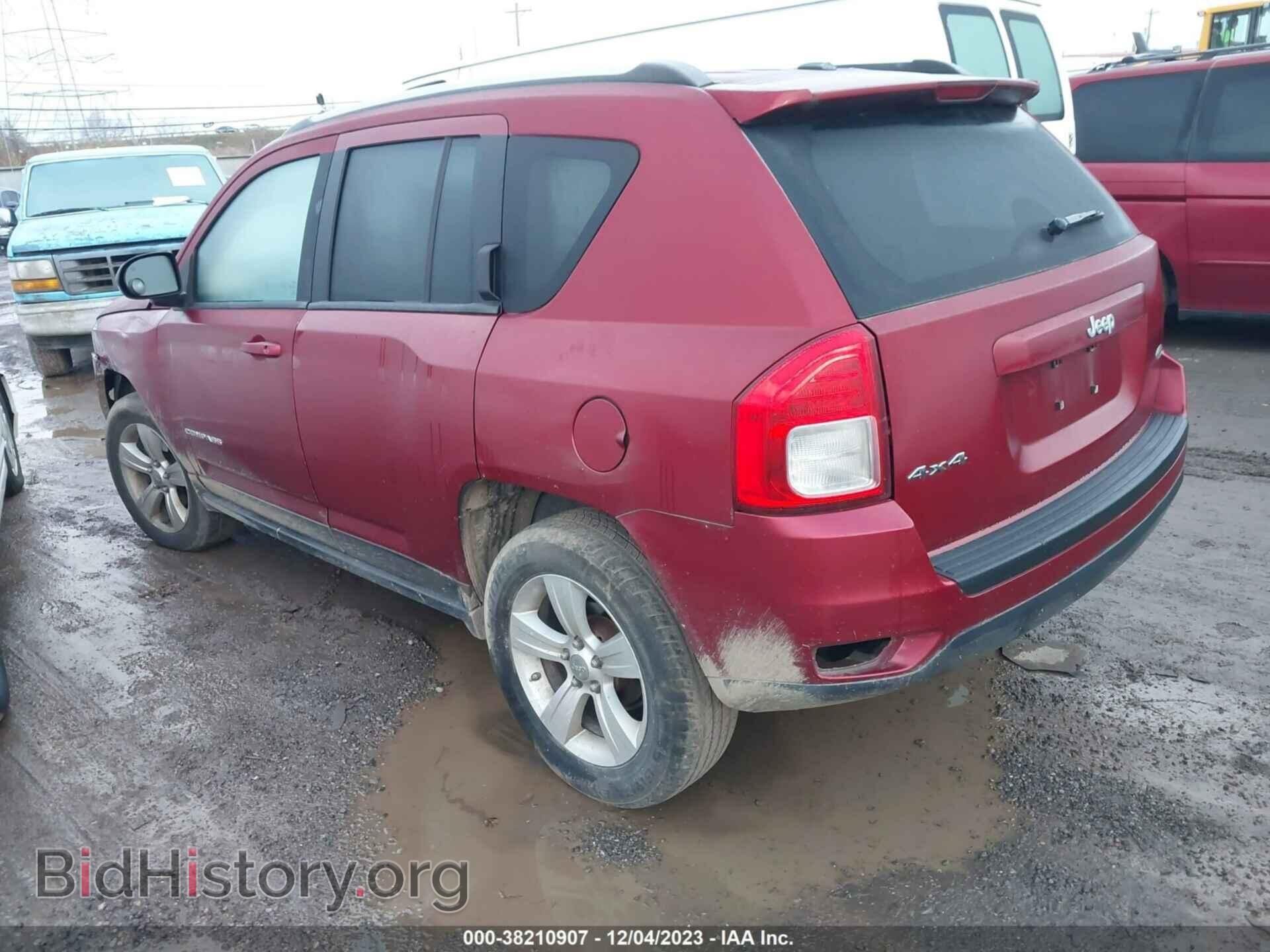 2012 JEEP COMPASS - VIN: 1C4NJDEB8CD559300 - Photo 3