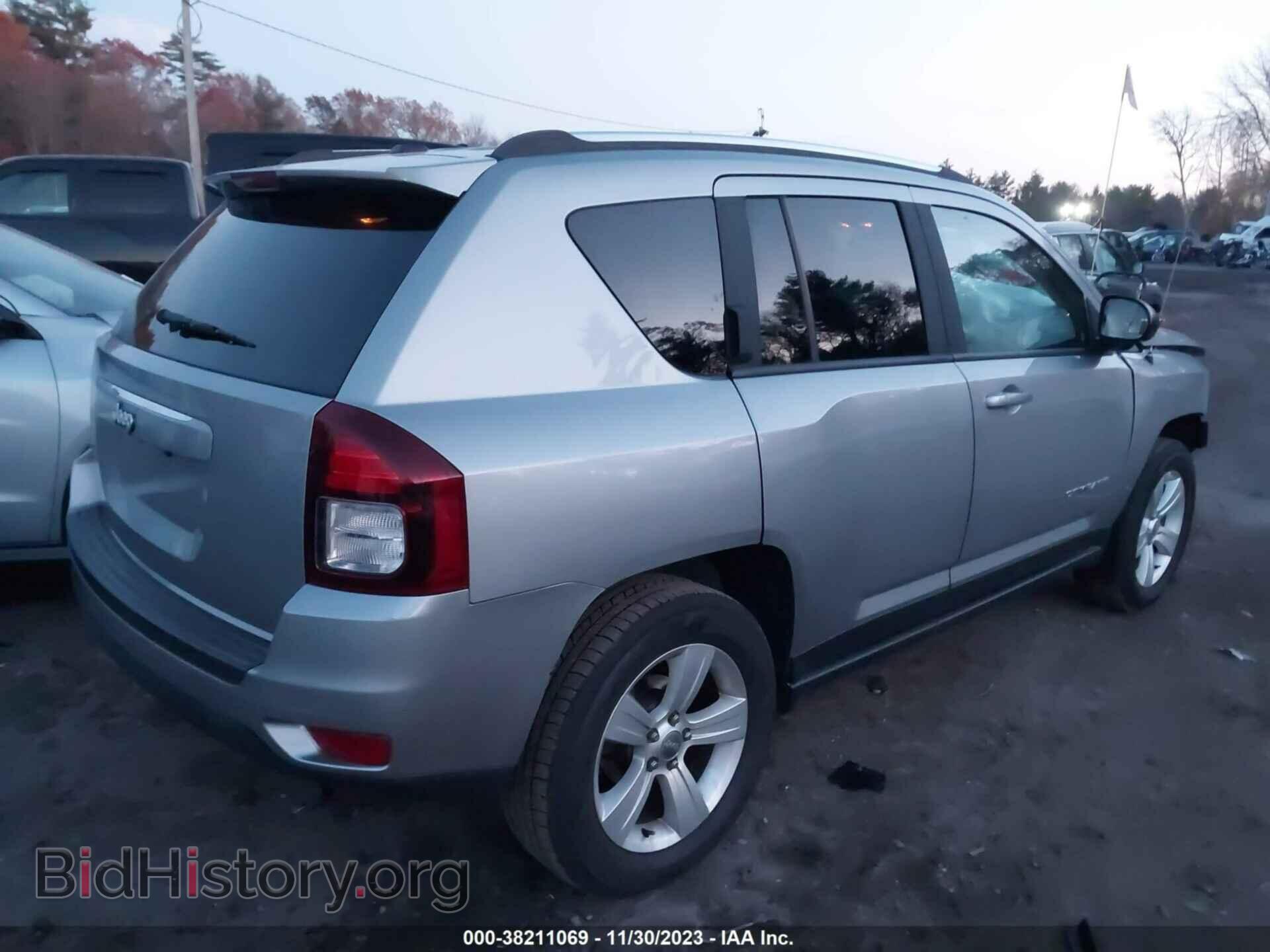 2015 JEEP COMPASS - VIN: 1C4NJDBB2FD162674 - Фото 4