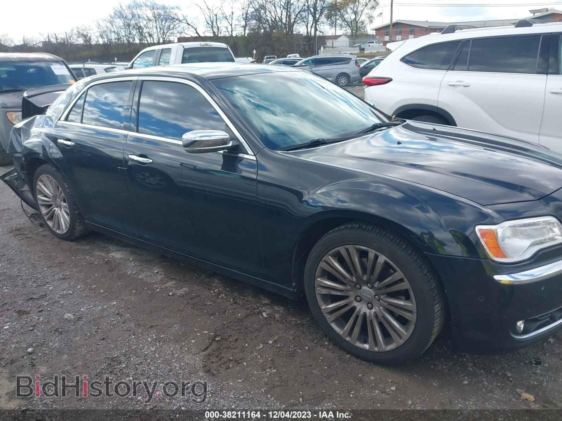 Фотография 2C3CCAET2DH731807 - CHRYSLER 300C 2013