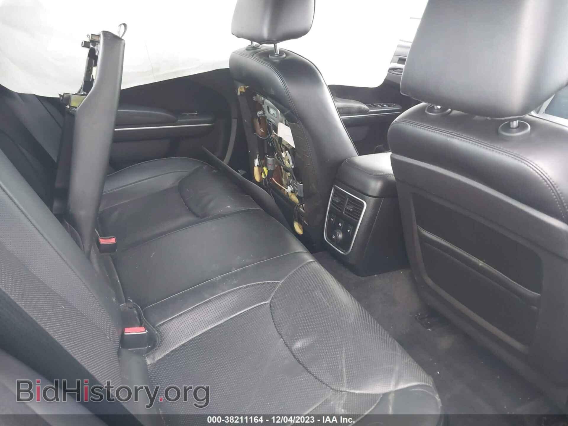 2013 CHRYSLER 300C - VIN: 2C3CCAET2DH731807 - Фото 8