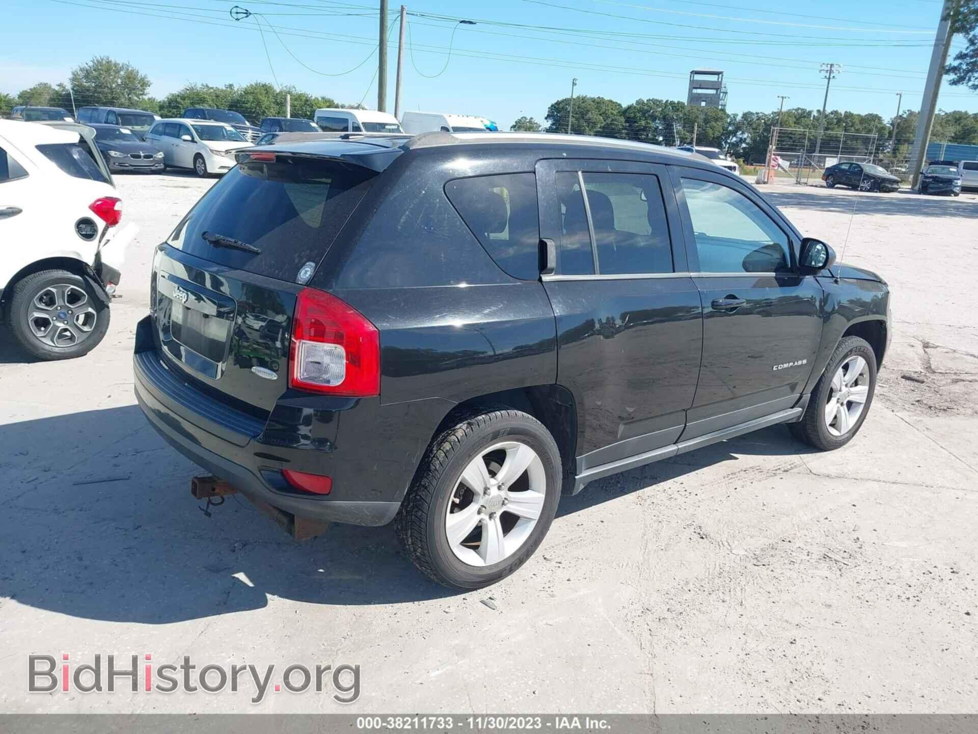2012 JEEP COMPASS - VIN: 1C4NJDEB2CD676709 - Фото 4