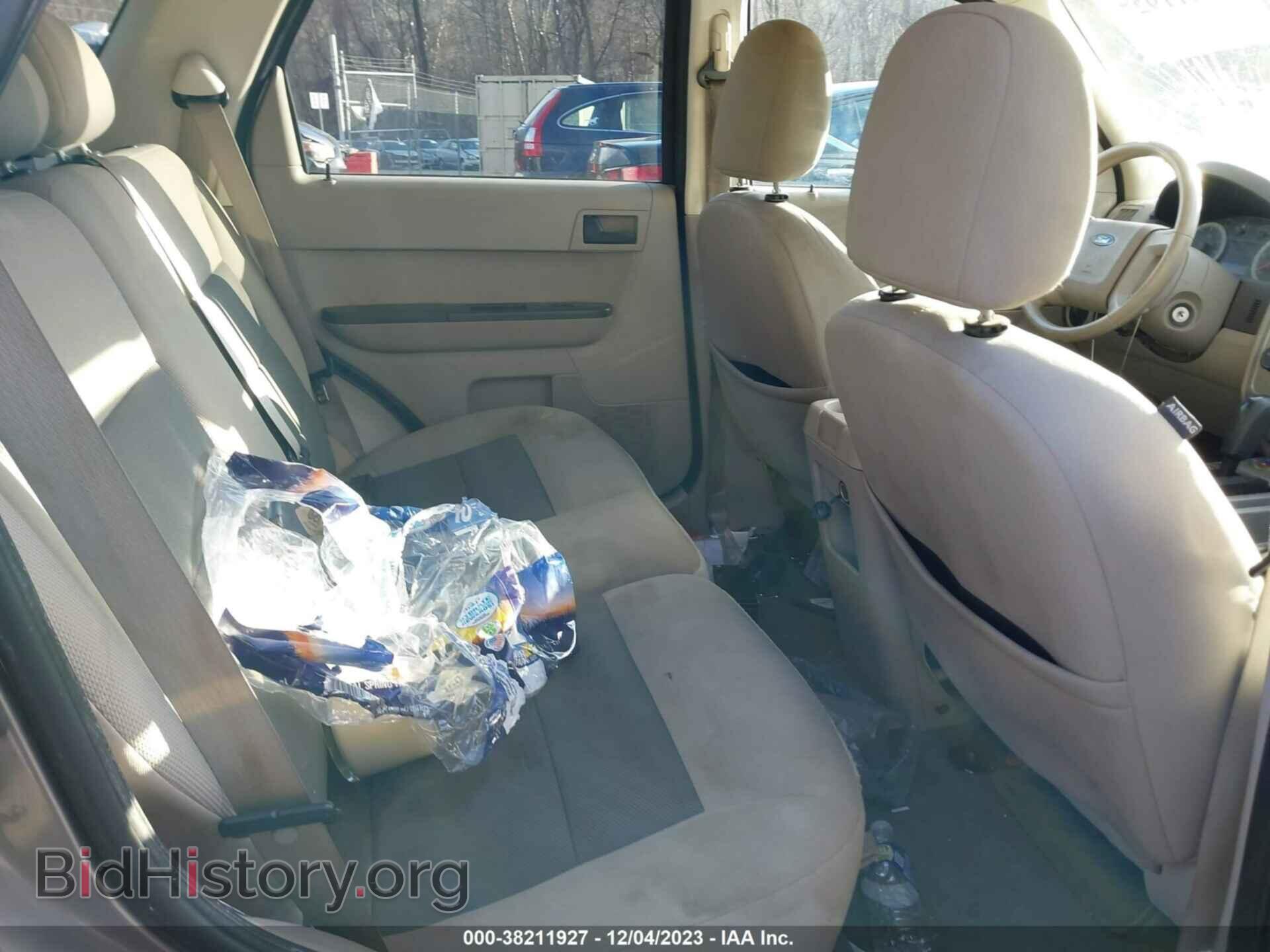 2008 FORD ESCAPE - VIN: 1FMCU93148KB92285 - Фото 8