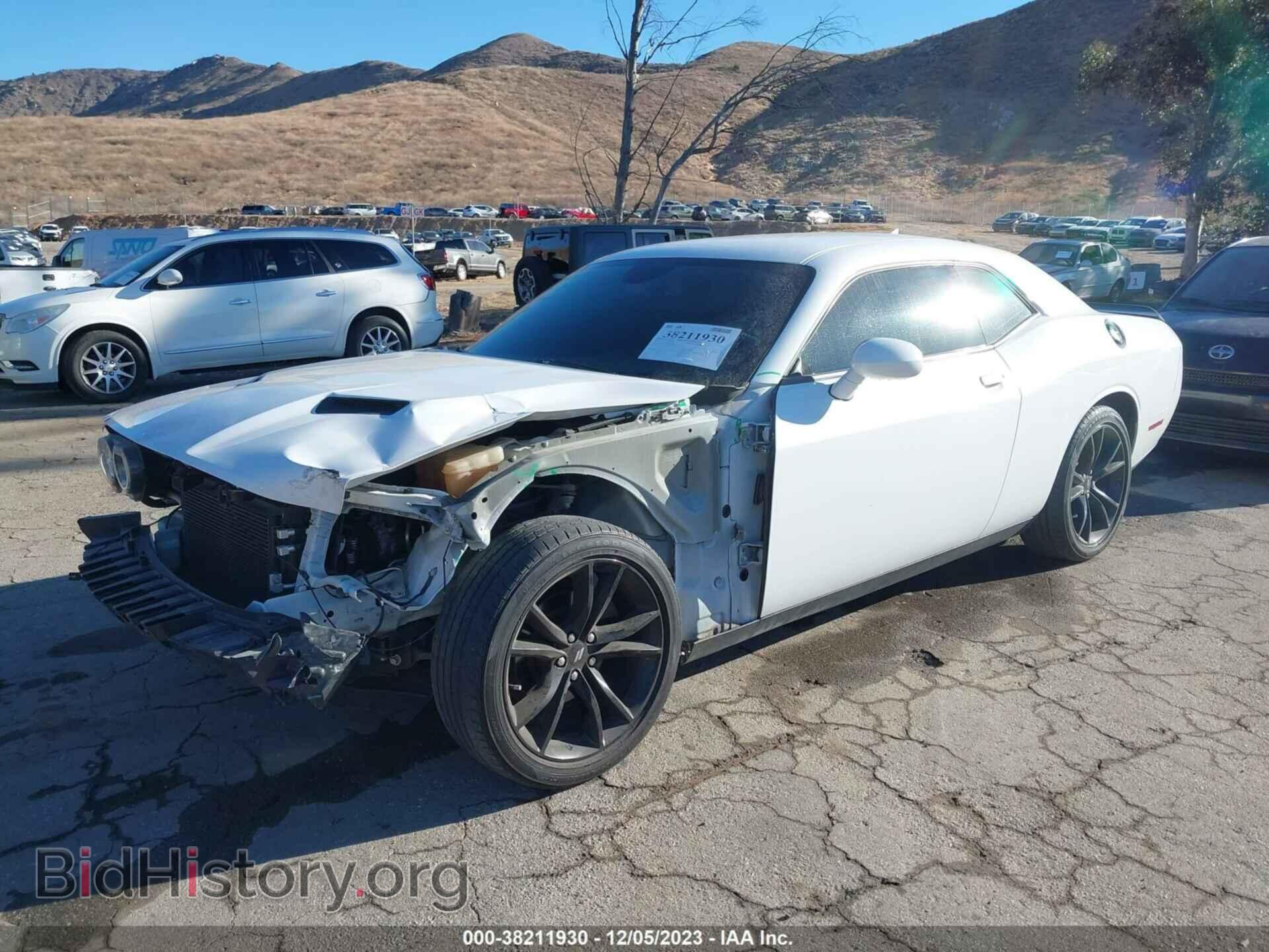 2018 DODGE CHALLENGER - VIN: 2C3CDZAG1JH181998 - Фото 2