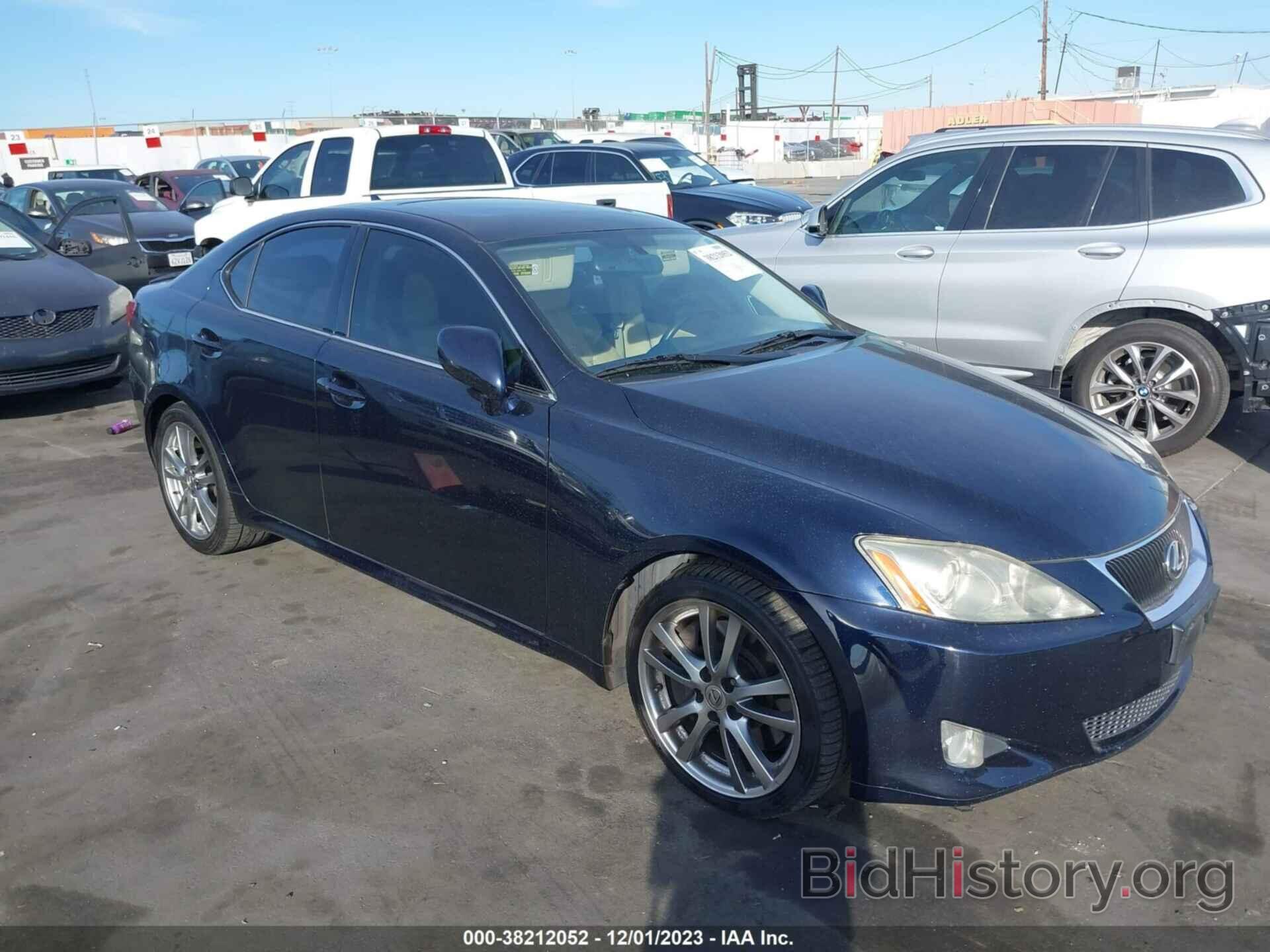 Photo JTHBE262585019946 - LEXUS IS 350 2008