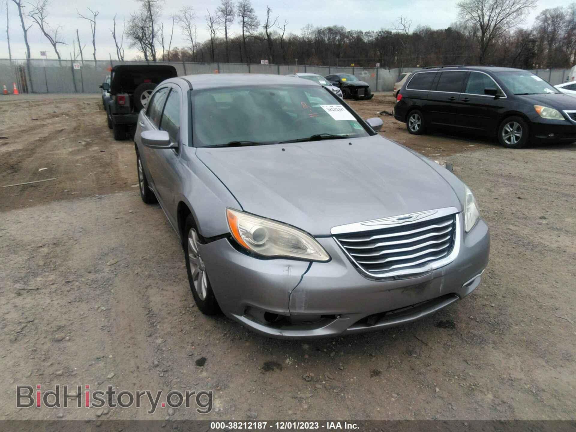 2014 CHRYSLER 200 - VIN: 1C3CCBBB8EN198565 - Фото 6
