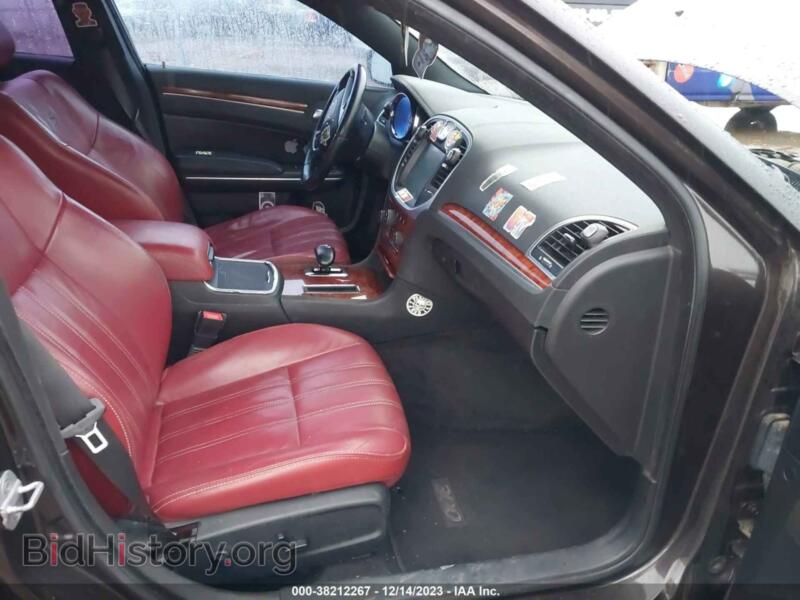 2012 Chrysler 300 (VIN 2C3CCAAG8CH277568) — photo 5 of 11
