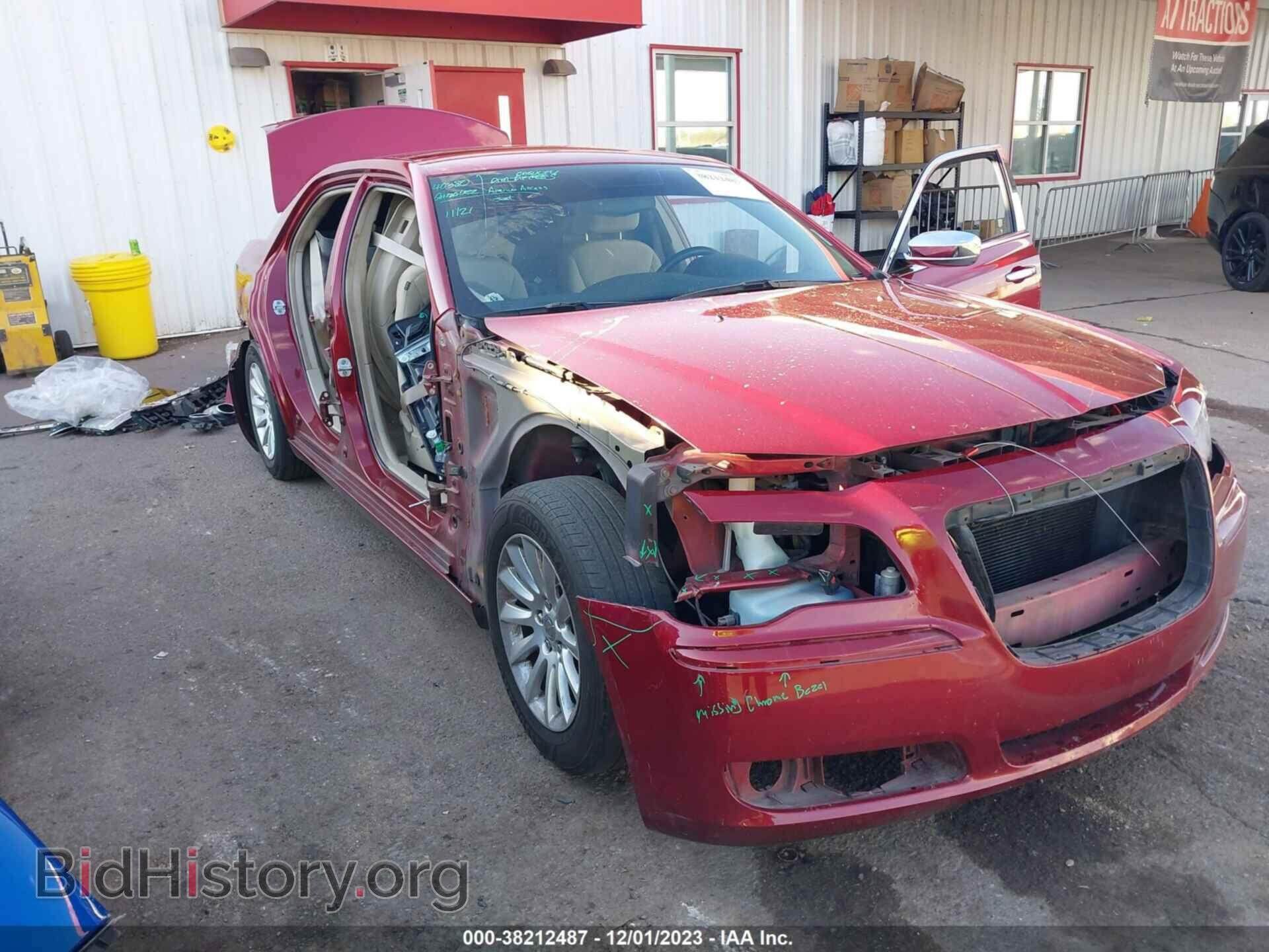 2012 CHRYSLER 300 - VIN: 2C3CCAAG5CH233589 - Фото 6