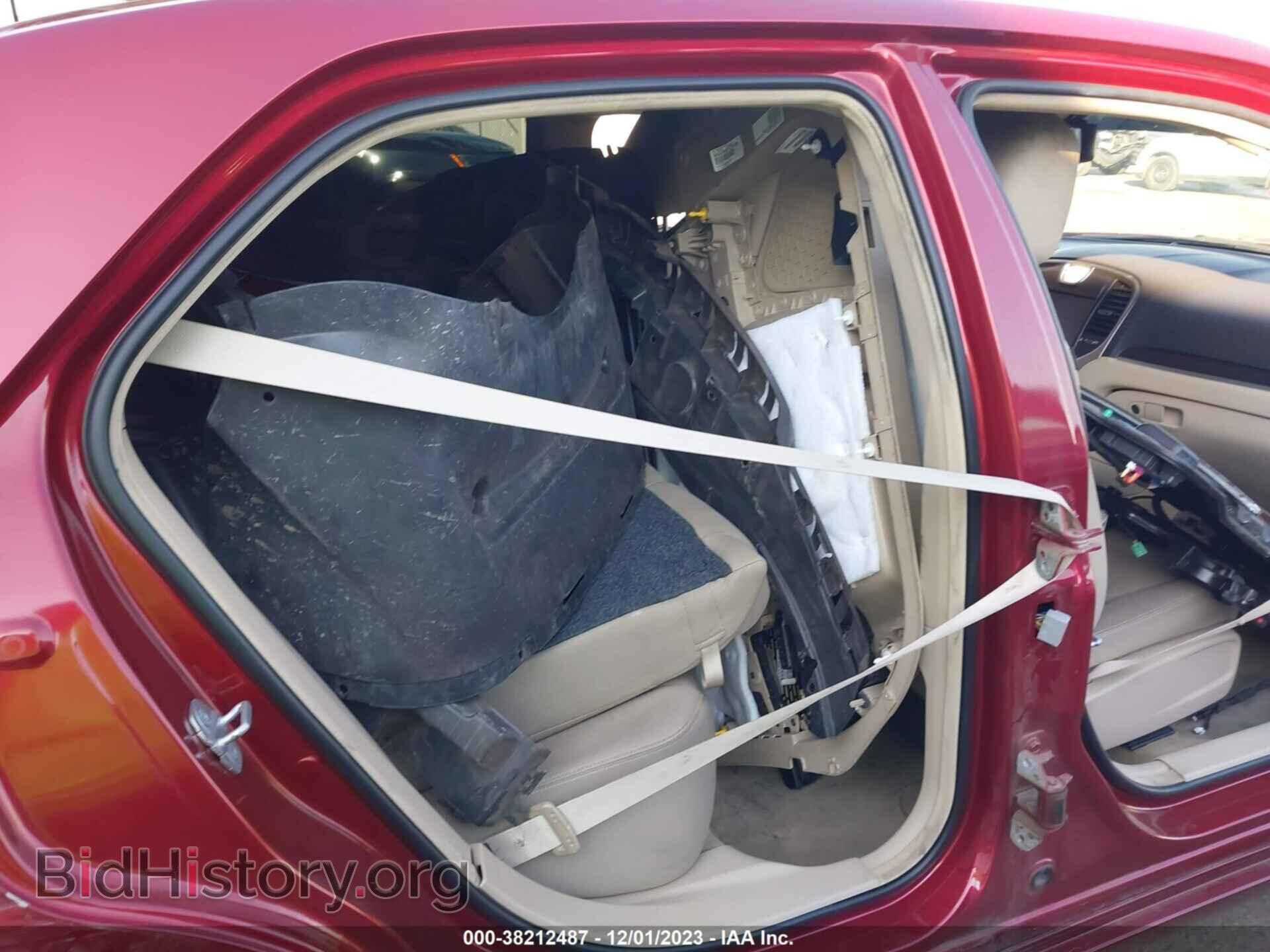 2012 CHRYSLER 300 - VIN: 2C3CCAAG5CH233589 - Фото 8