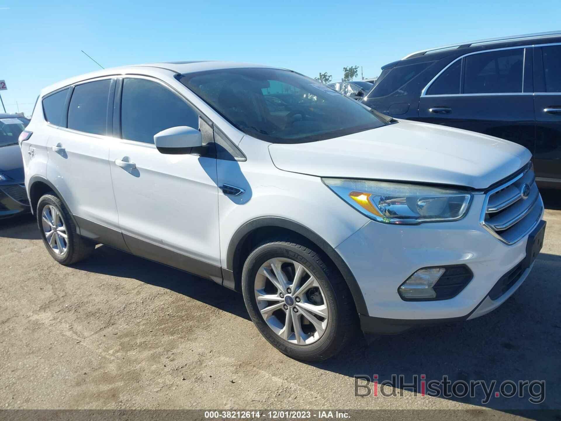 Photo 1FMCU0G95HUC53580 - FORD ESCAPE 2017