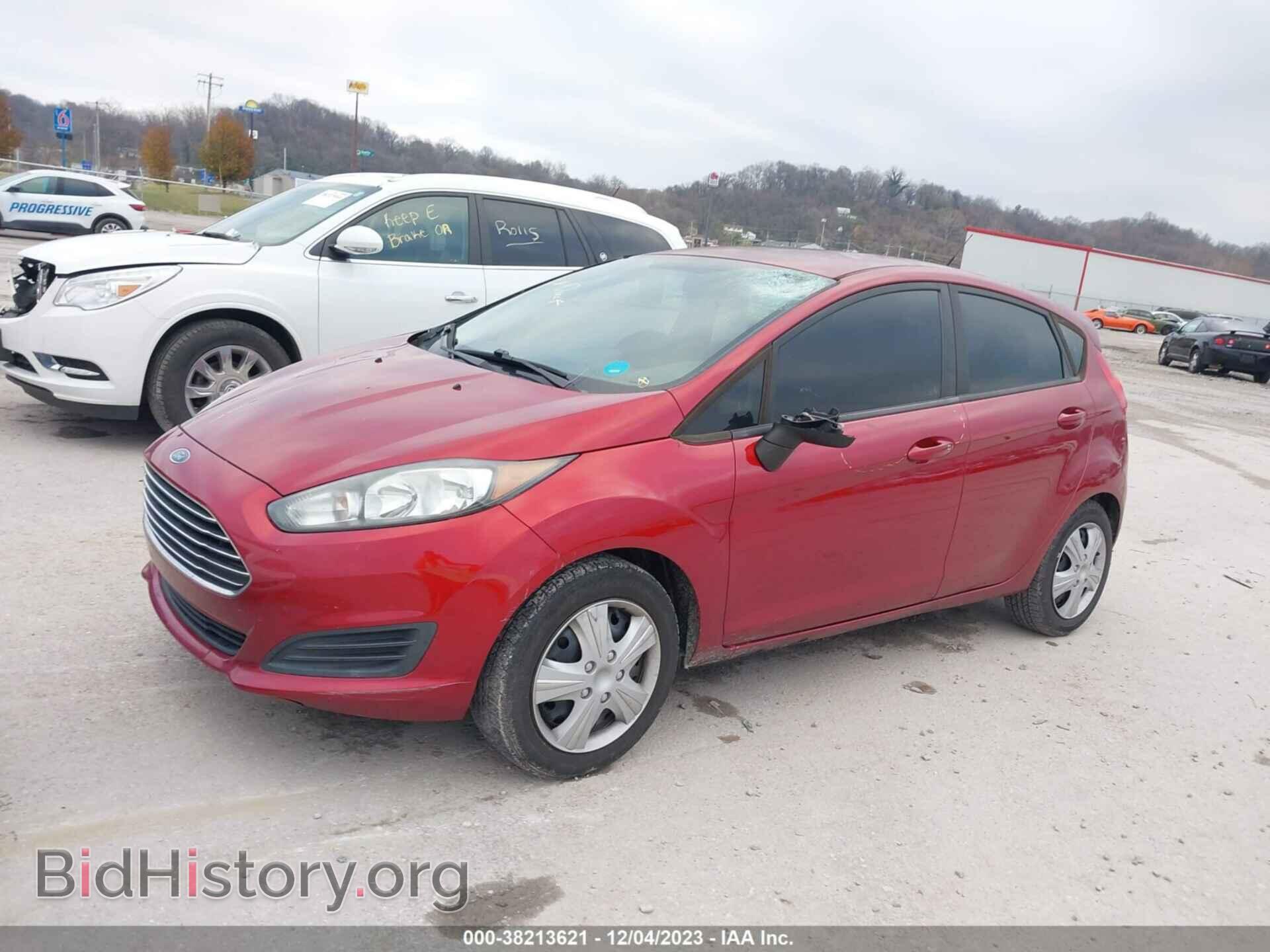 2015 FORD FIESTA - VIN: 3FADP4EEXFM126550 - Фото 2